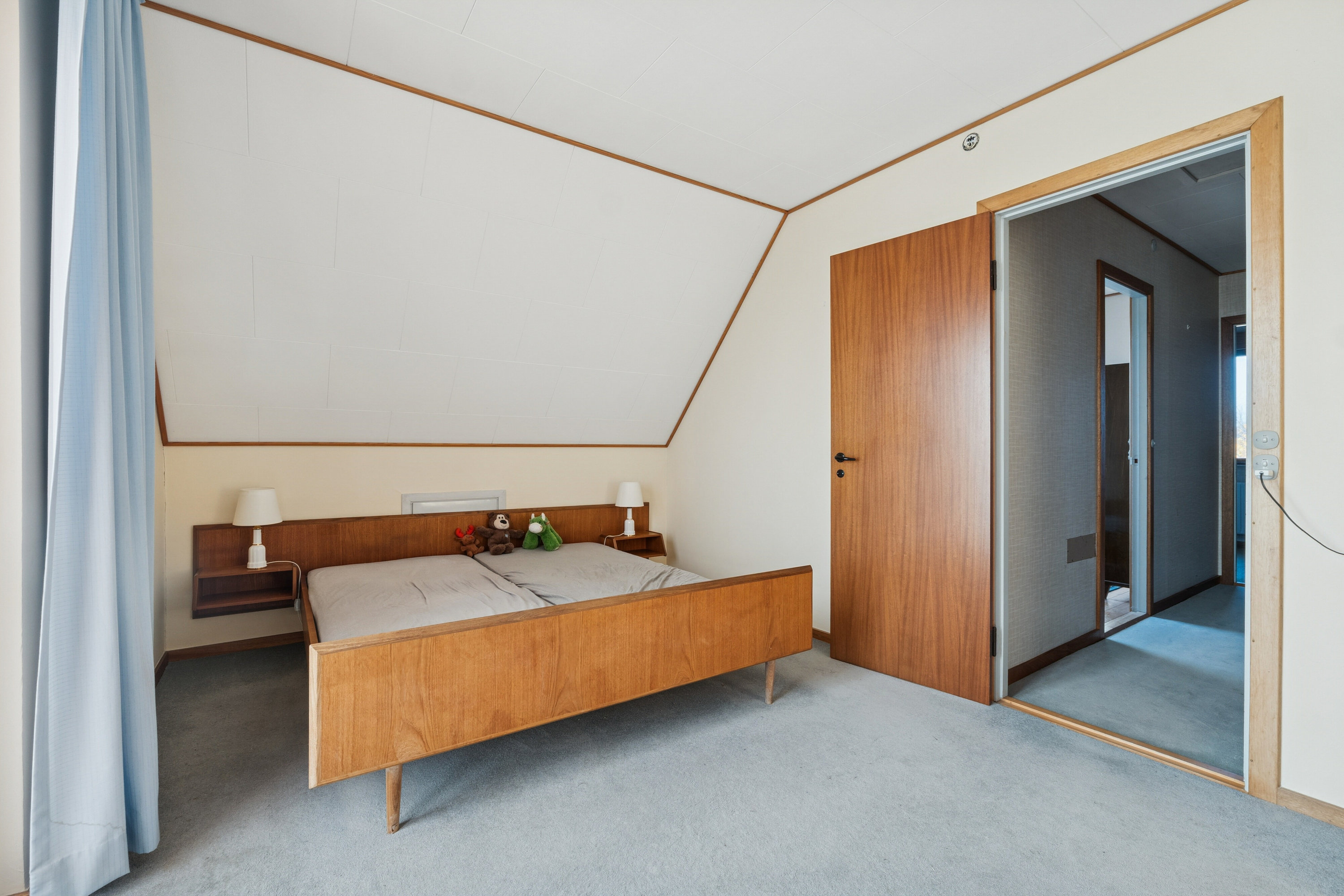 Fremhævet soveværelse billede i fuldskærmstilstand. Billede af Vesterkærsvej 13, 2650 Hvidovre