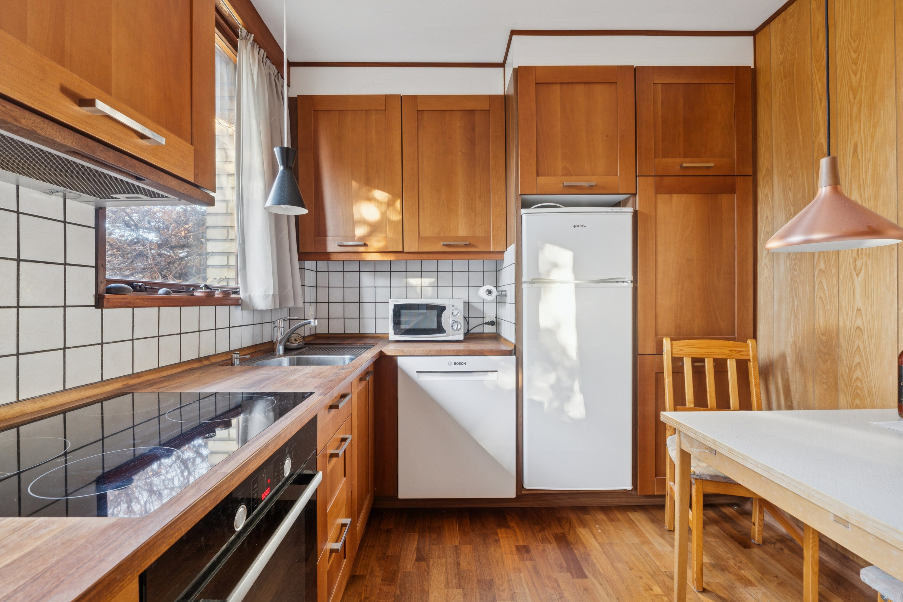 Fremhævet køkken billede i fuldskærmstilstand. Billede af Vesterkærsvej 13, 2650 Hvidovre