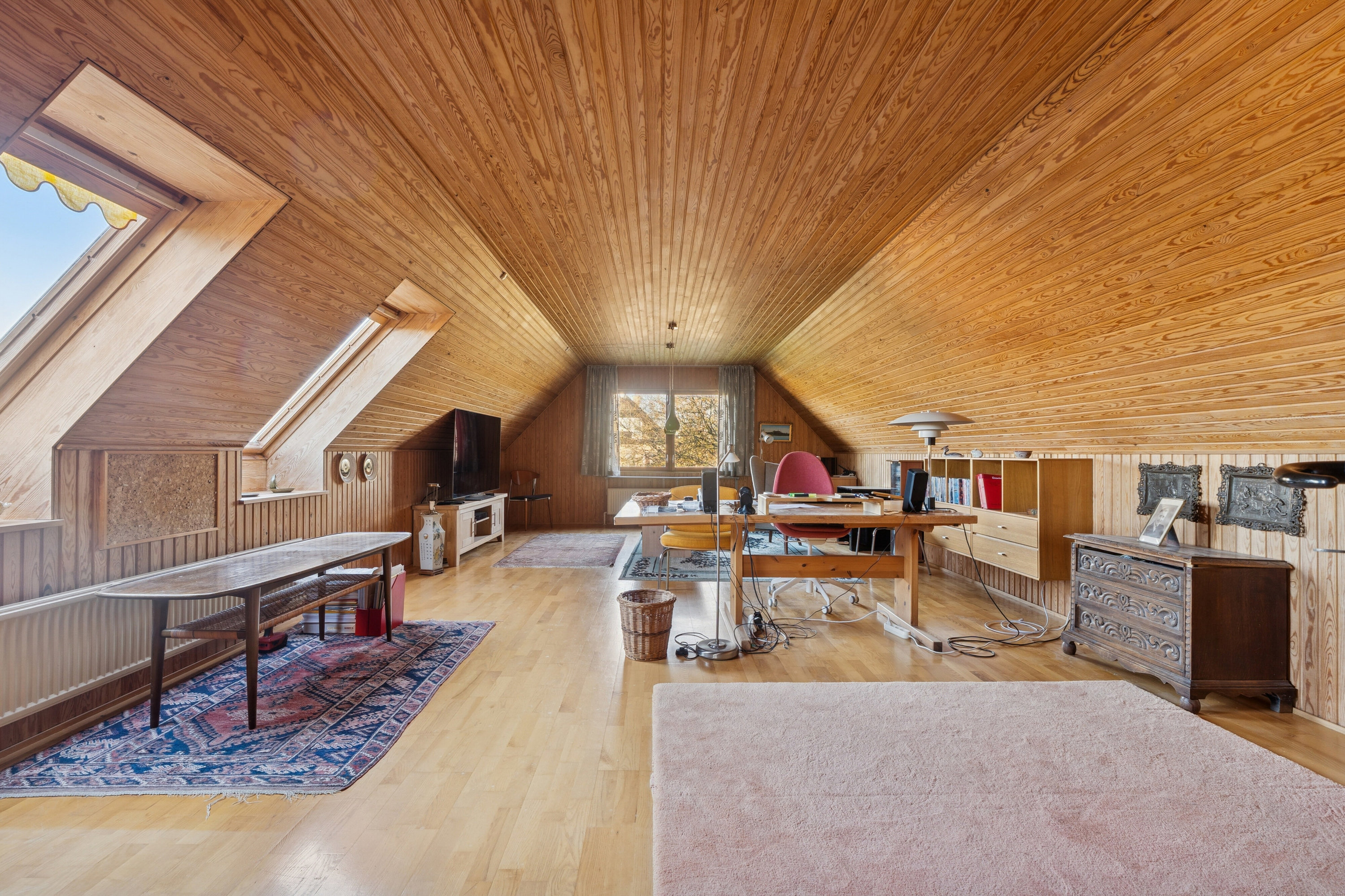 Fremhævet stue billede i fuldskærmstilstand. Billede af Vesterkærsvej 13, 2650 Hvidovre