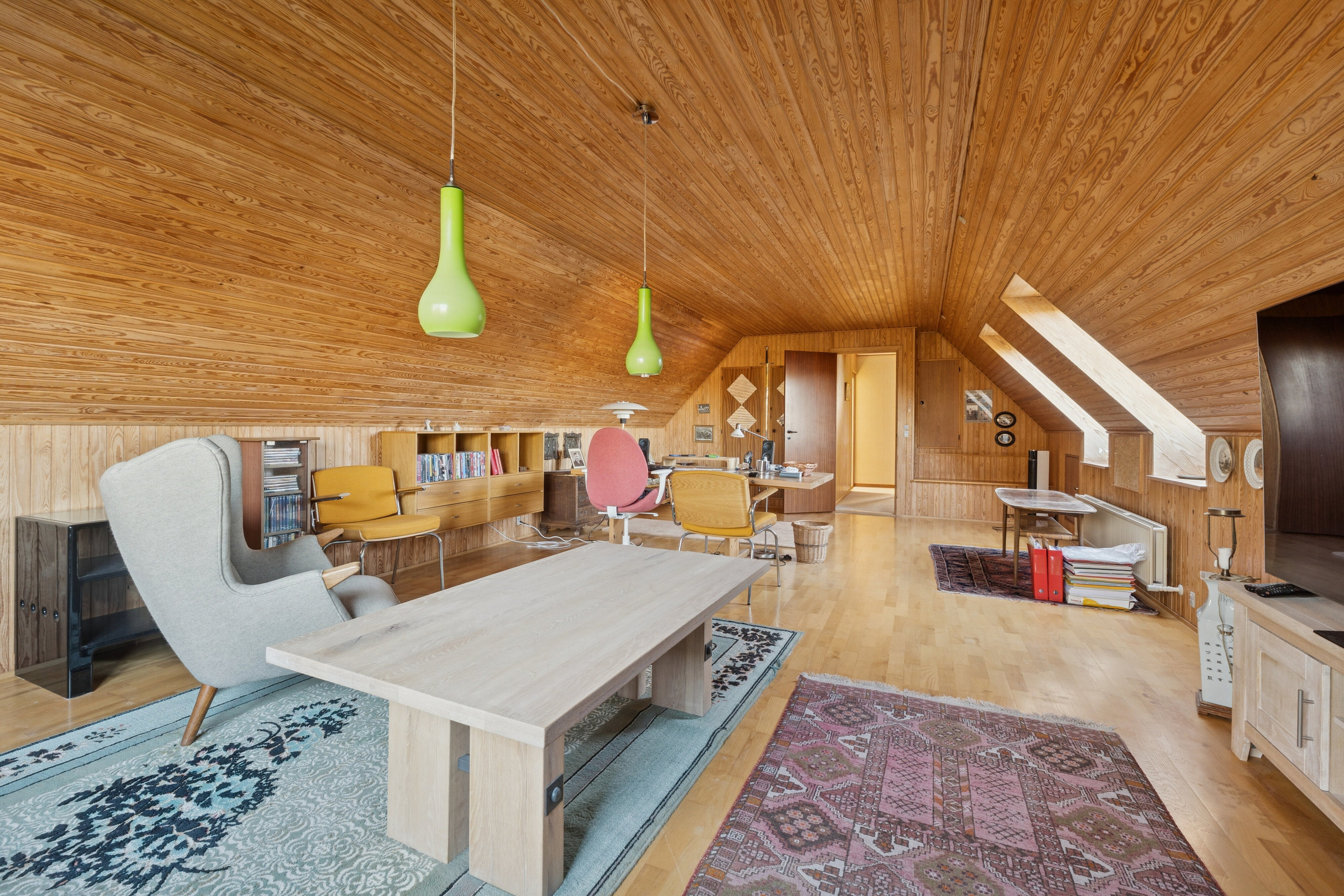 Fremhævet stue billede i fuldskærmstilstand. Billede af Vesterkærsvej 13, 2650 Hvidovre