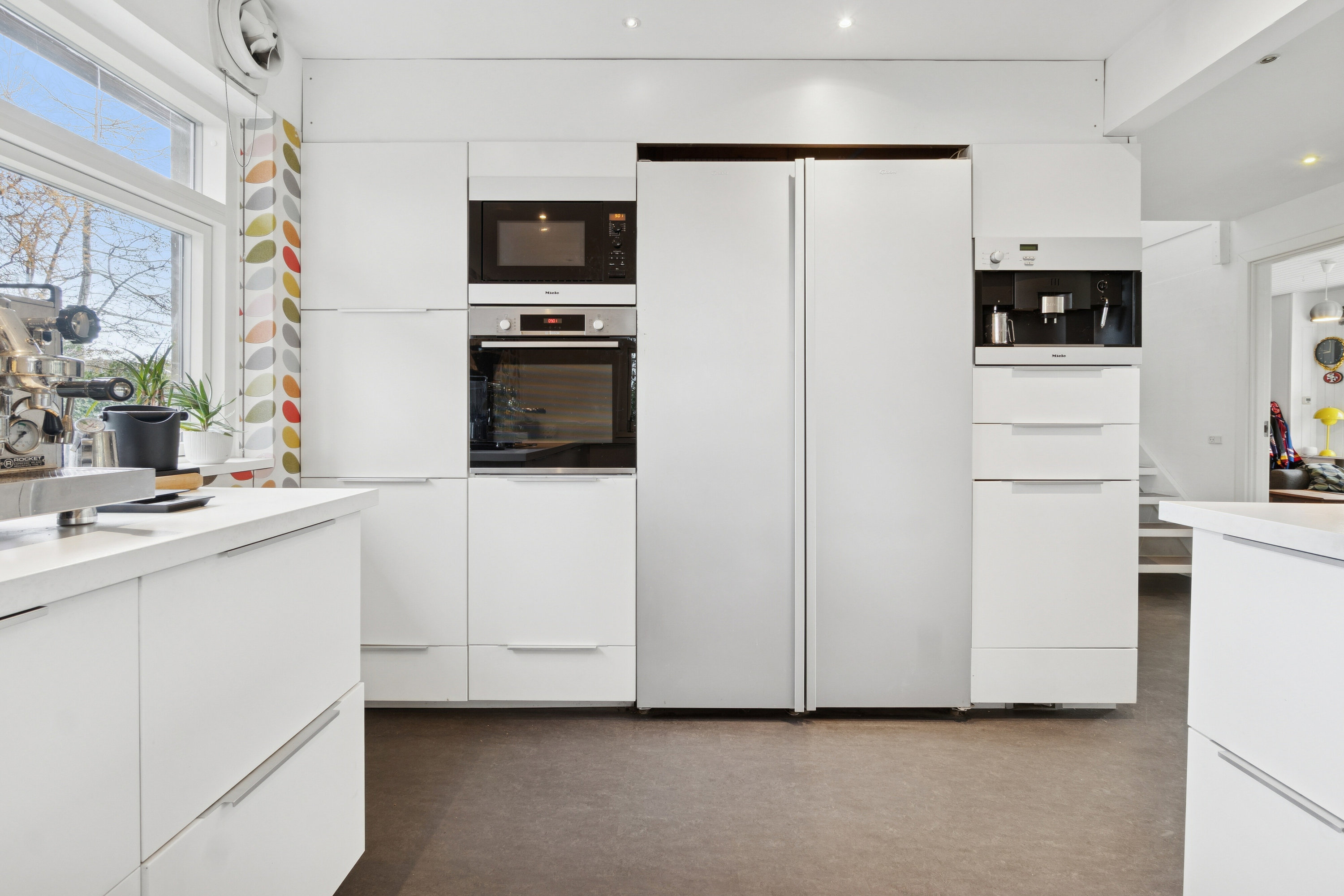 Fremhævet køkken billede i fuldskærmstilstand. Billede af Hirsevej 21, 4040 Jyllinge