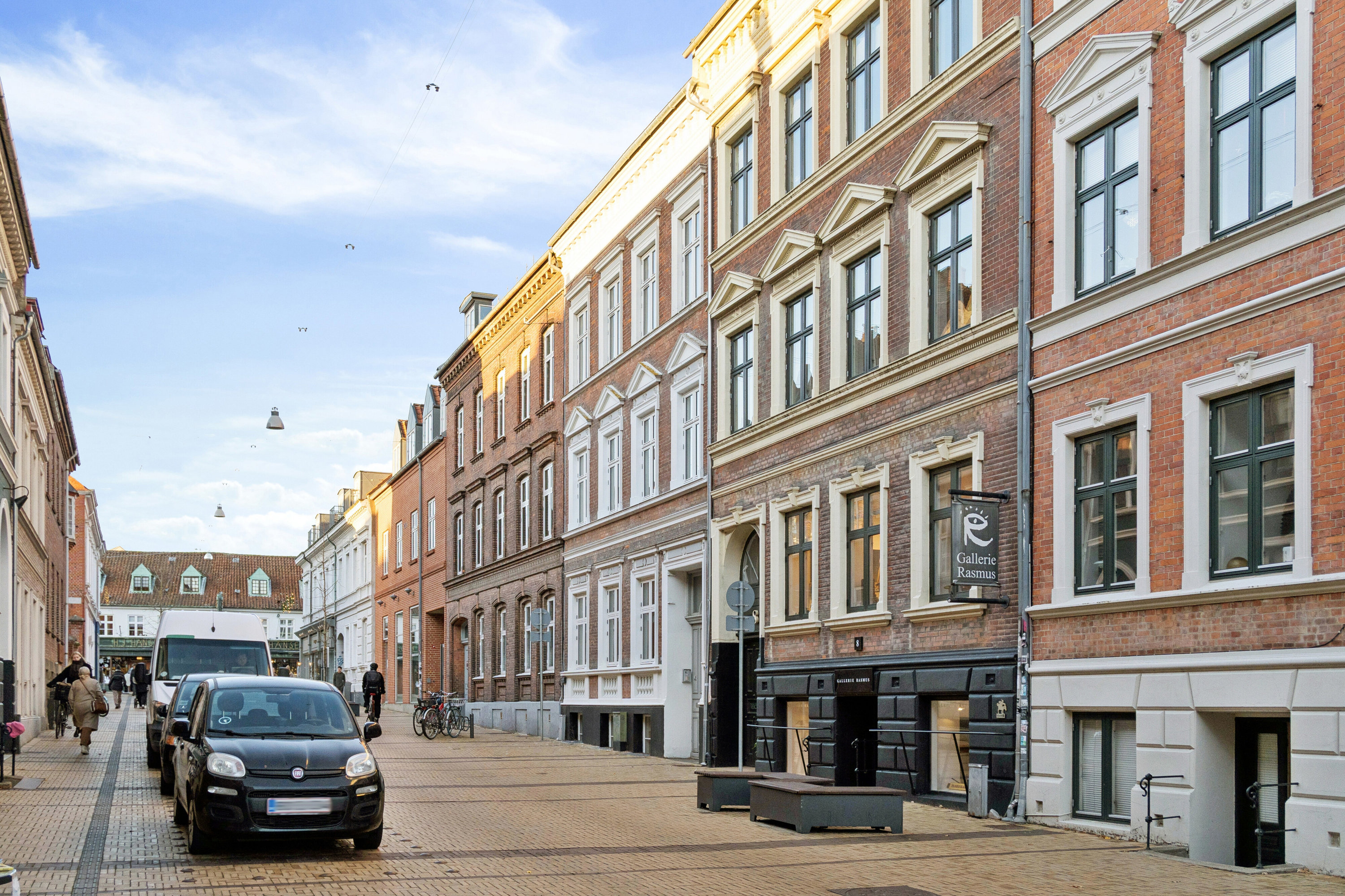 Fremhævet udendørs billede i fuldskærmstilstand. Billede af Ny Vestergade 6, 2., 5000 Odense C