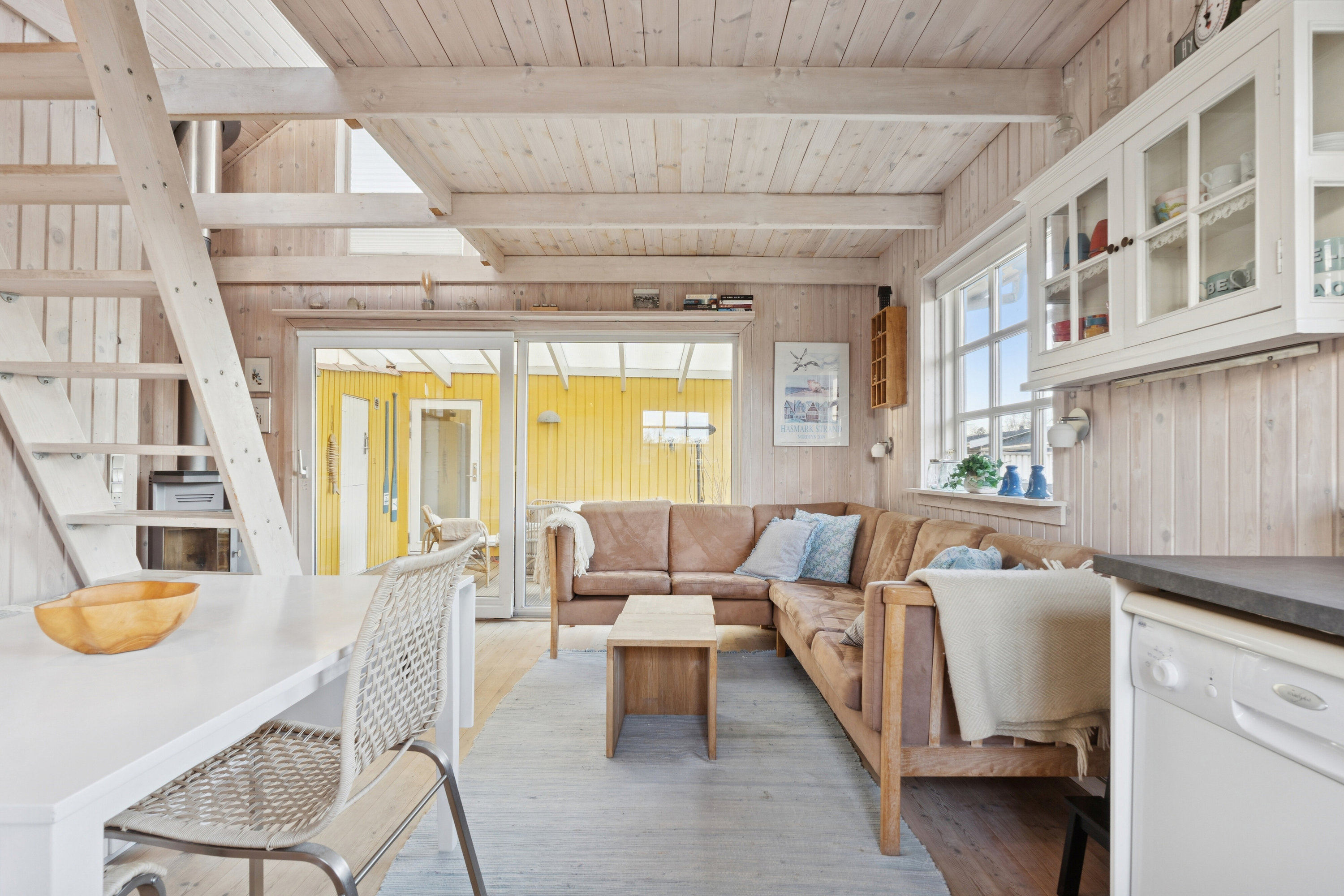 Fremhævet stue billede i fuldskærmstilstand. Billede af Østre Strandvej 281, Hasmark Strand, 5450 Otterup