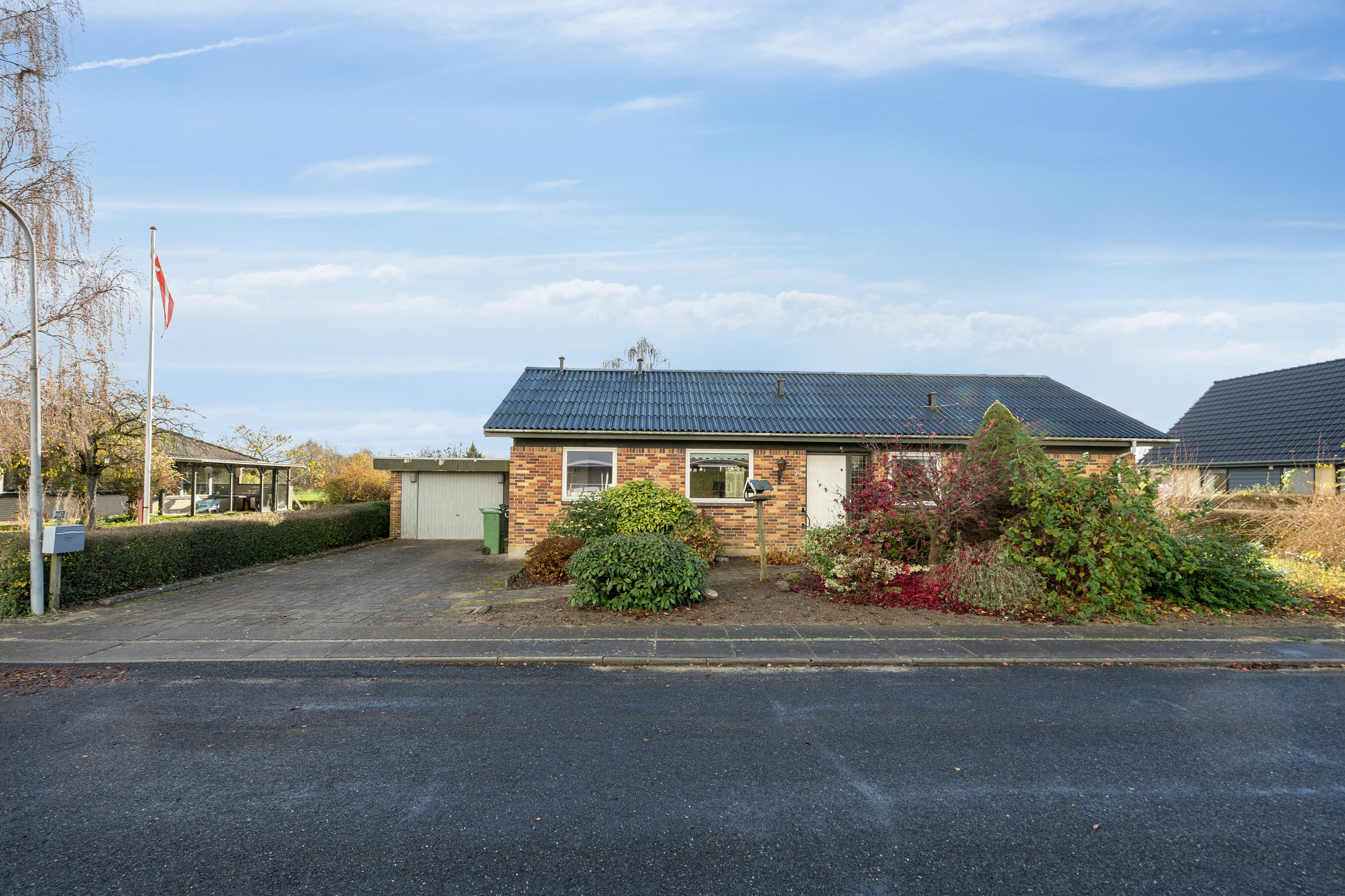 Fremhævet set fra vejen billede i fuldskærmstilstand. Billede af Mågevej 29, 5772 Kværndrup