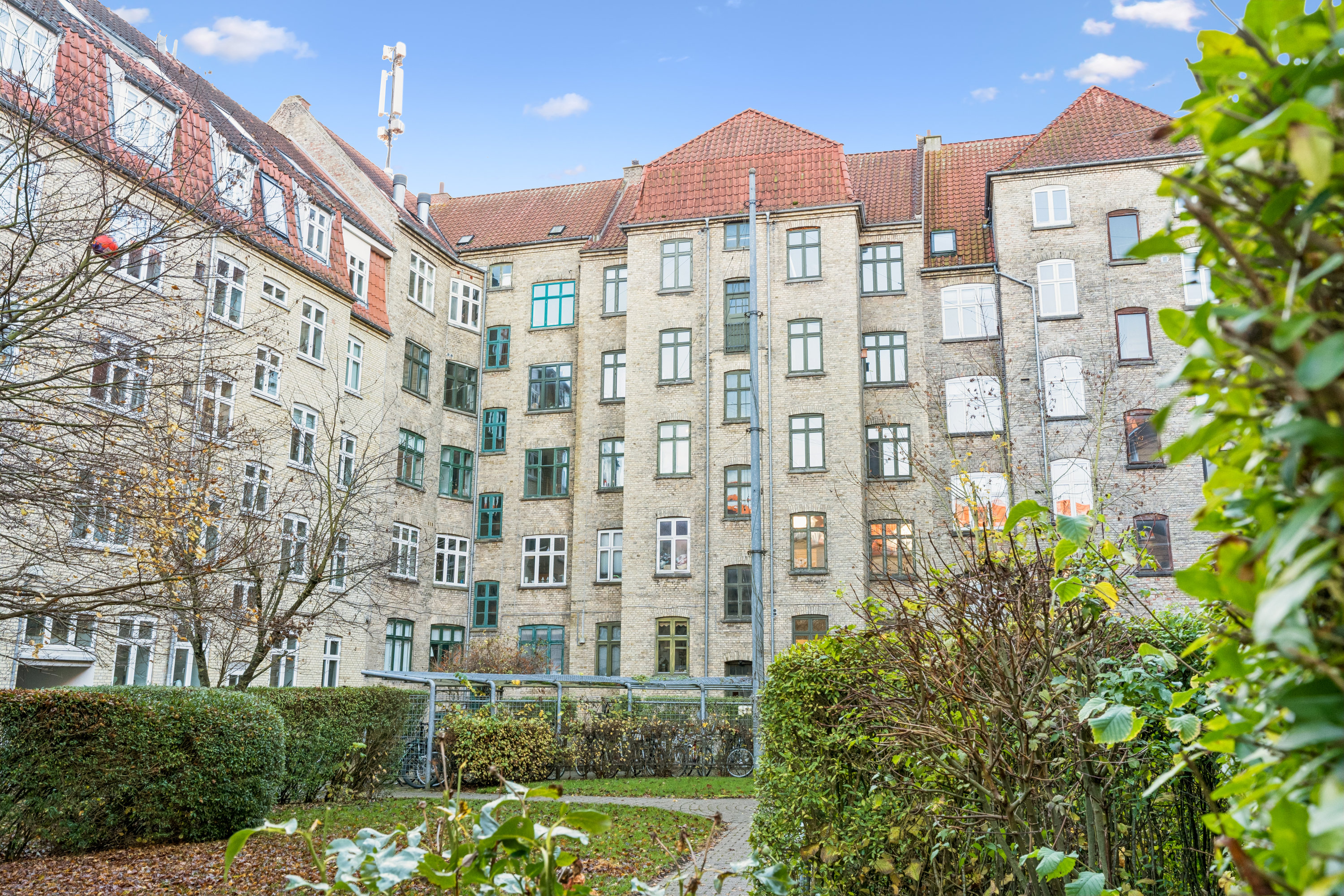 Fremhævet ejendommen billede i fuldskærmstilstand. Billede af Jyllandsgade 7, st.. tv., 9000 Aalborg