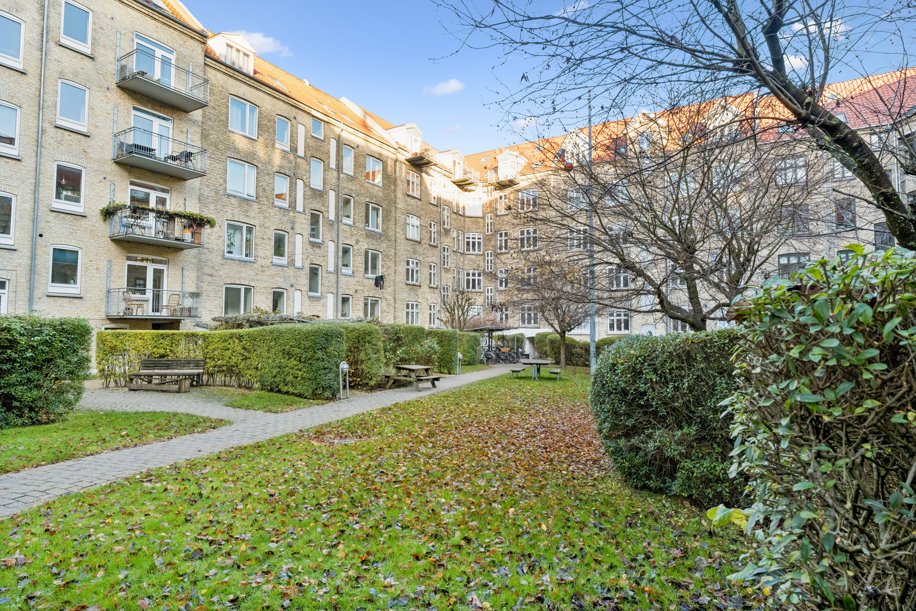 Fremhævet andet billede i fuldskærmstilstand. Billede af Jyllandsgade 7, st.. tv., 9000 Aalborg