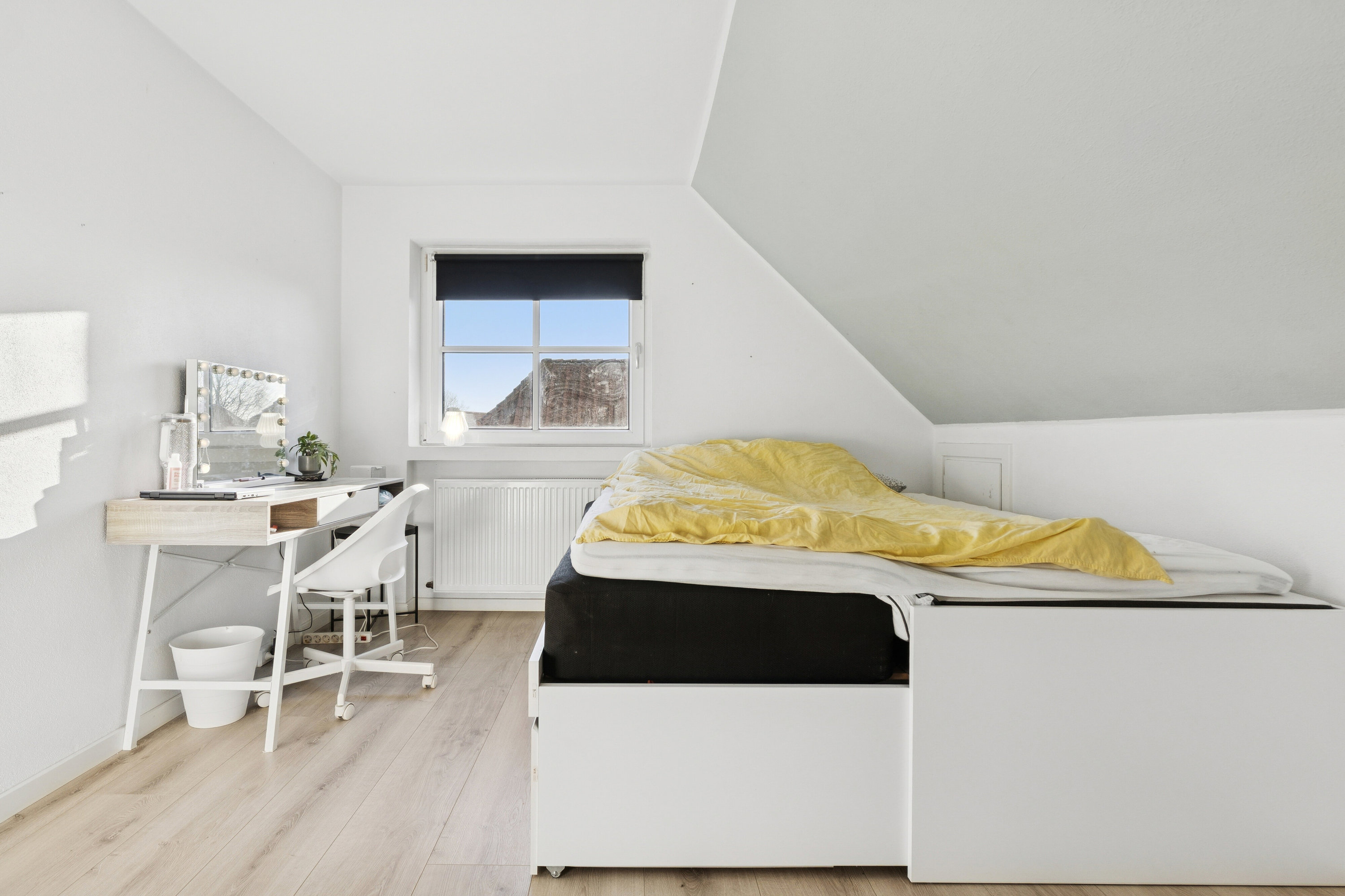 Fremhævet soveværelse billede i fuldskærmstilstand. Billede af Kirkevej 32, 7760 Hurup Thy