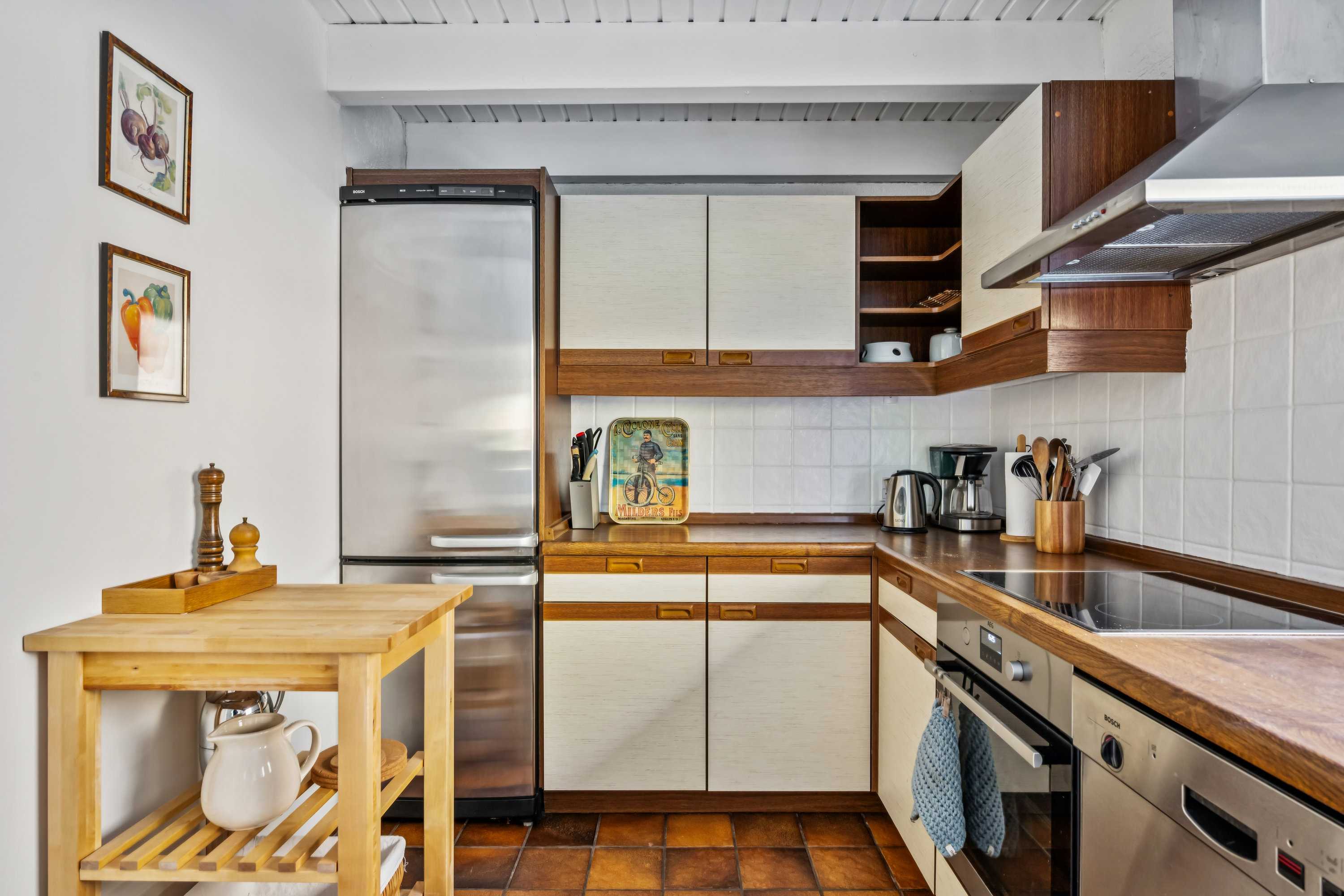 Fremhævet køkken billede i fuldskærmstilstand. Billede af Lyngsbækvej 17B, Femmøller Strand, 8400 Ebeltoft