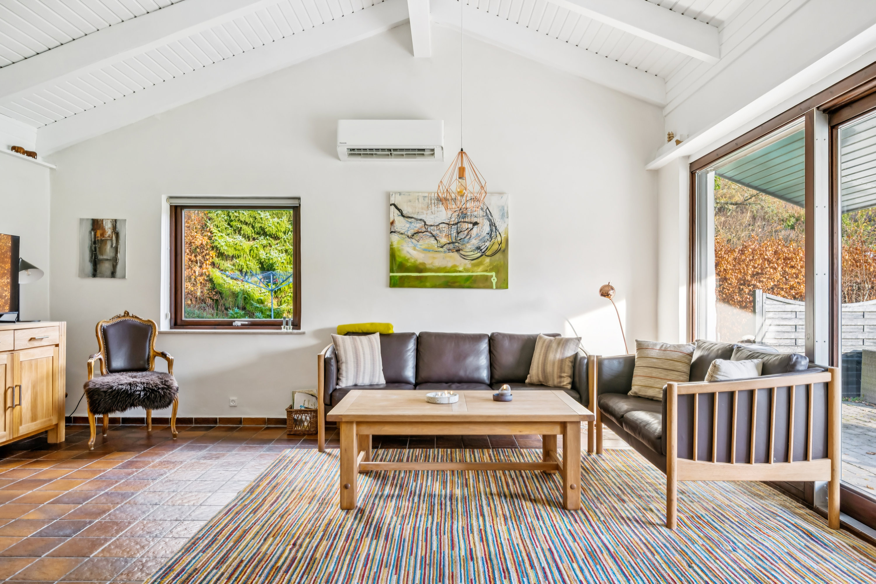 Miniaturebillede 1: stue. Billede af Lyngsbækvej 17B, Femmøller Strand, 8400 Ebeltoft