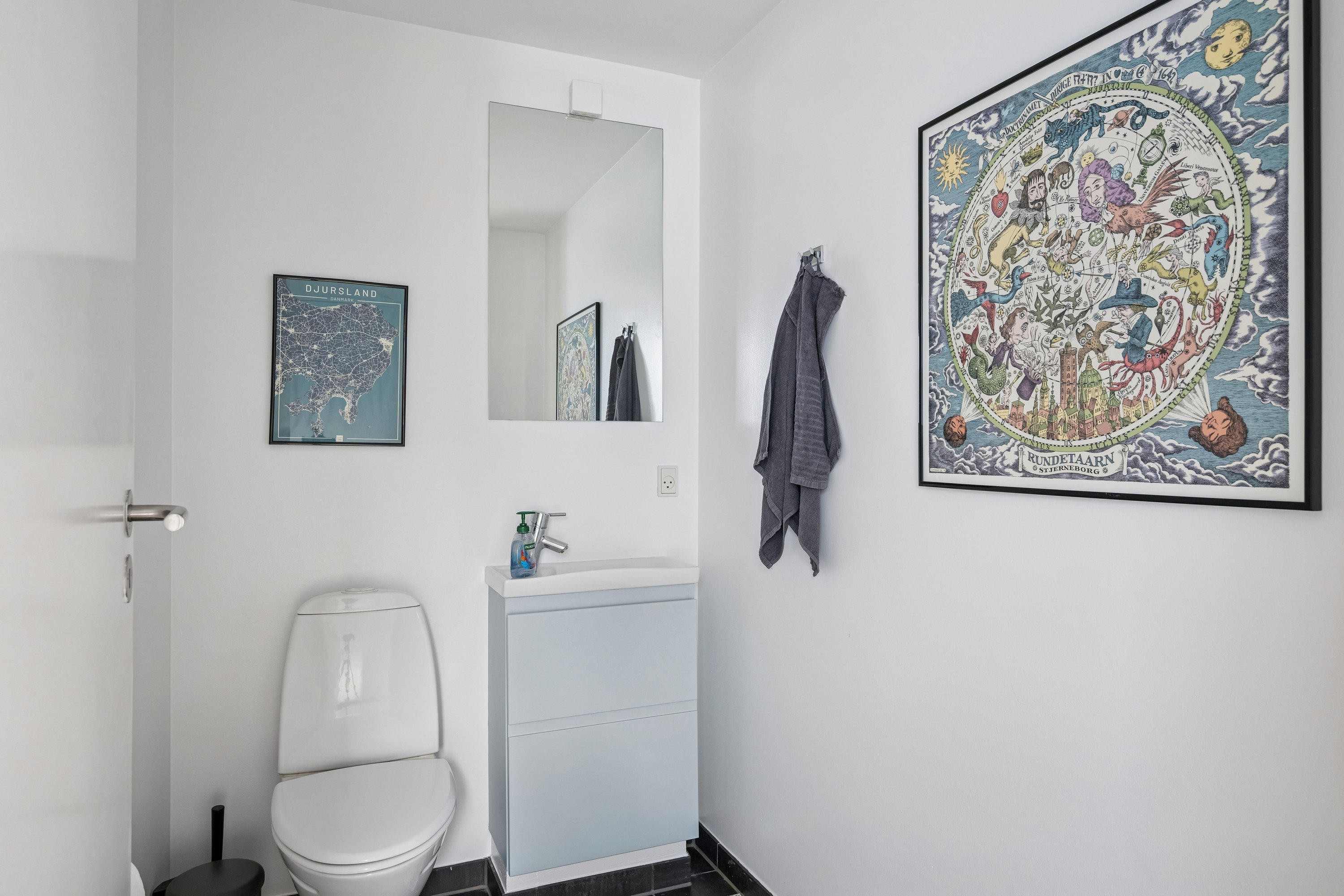 Fremhævet badeværelse billede i fuldskærmstilstand. Billede af Ndr. Strandvej 3F, 1., 8400 Ebeltoft