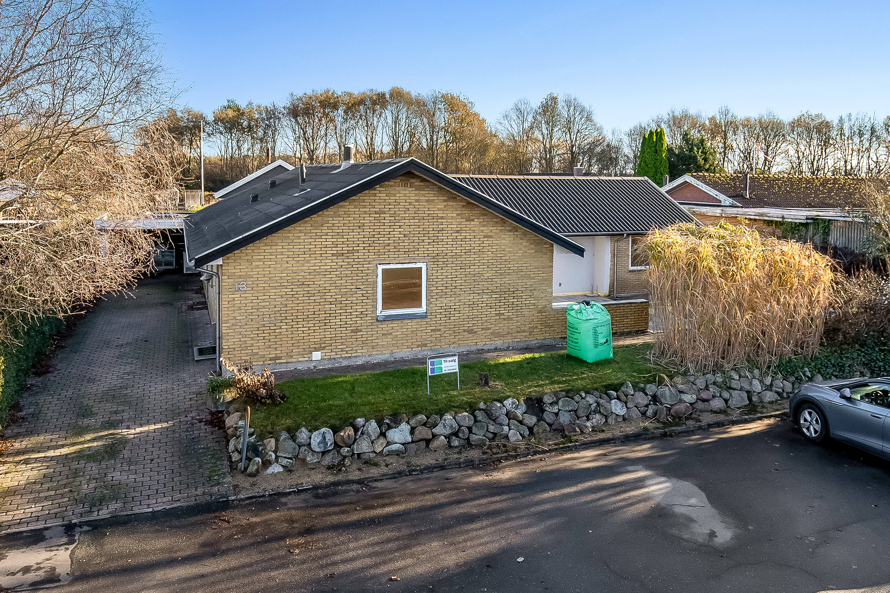 Fremhævet mastefoto billede i fuldskærmstilstand. Billede af Sysselhaven 13, 6051 Almind