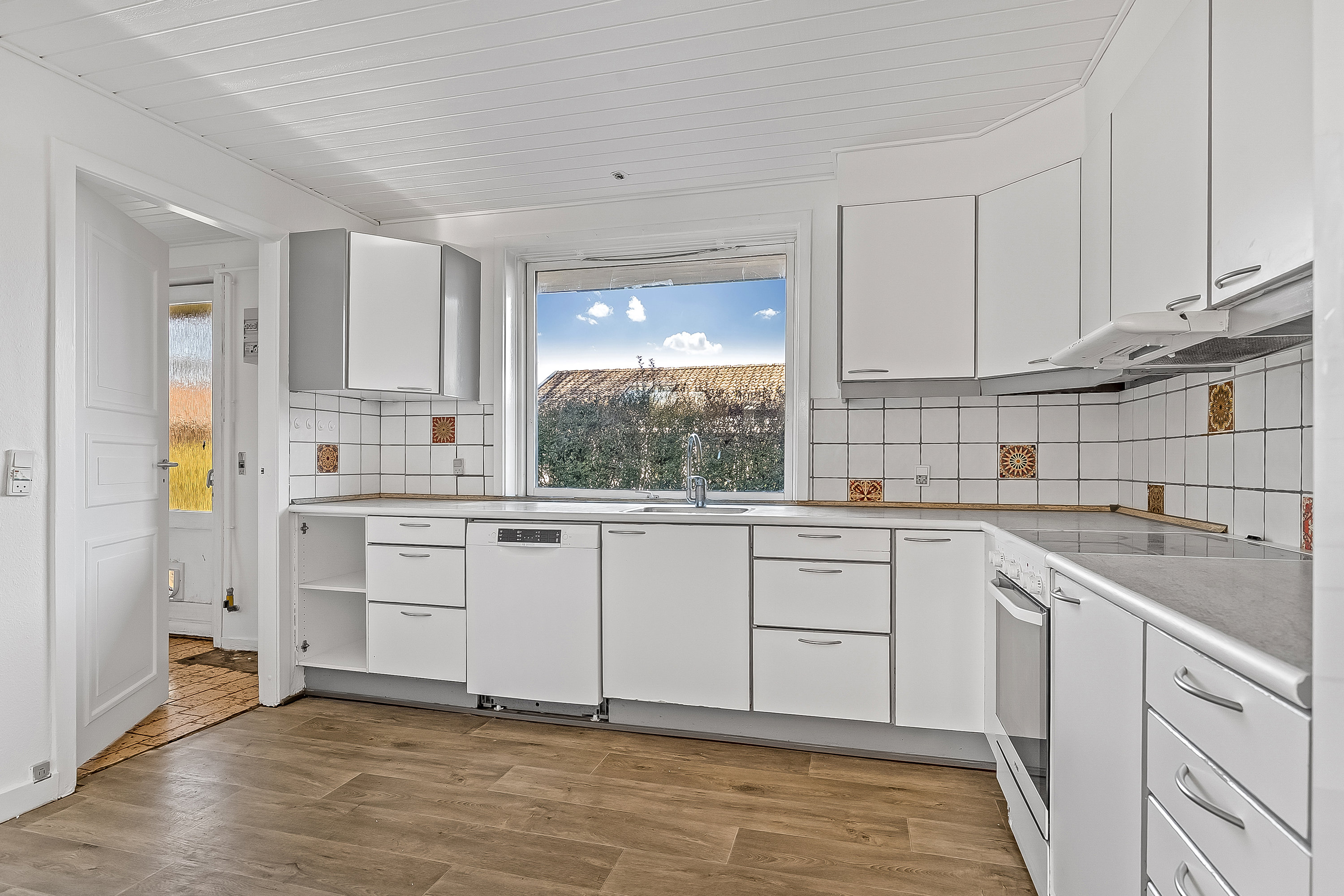 Fremhævet køkken billede i fuldskærmstilstand. Billede af Sysselhaven 13, 6051 Almind