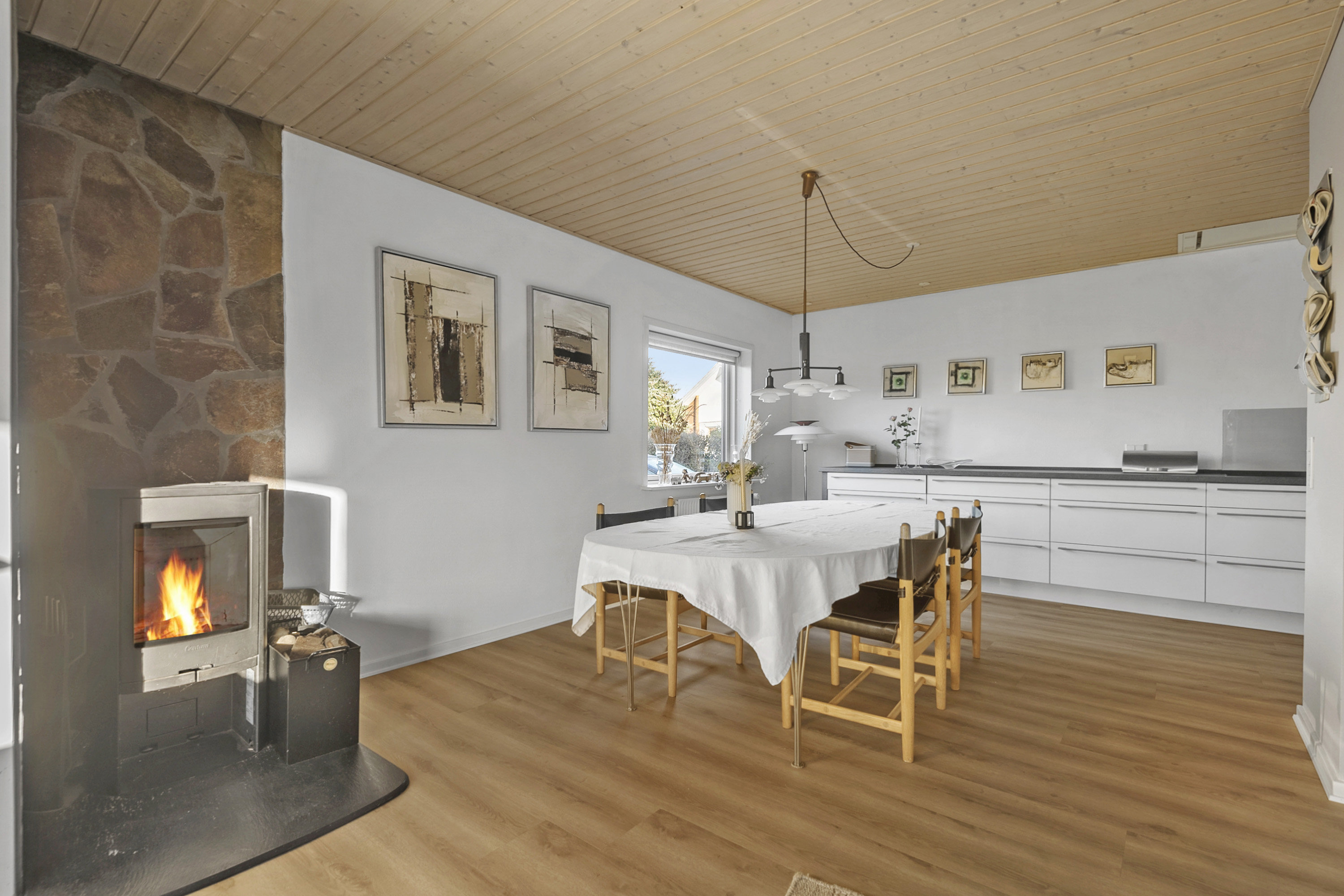 Fremhævet spisekøkken billede i fuldskærmstilstand. Billede af Lærkevej 6, 6800 Varde