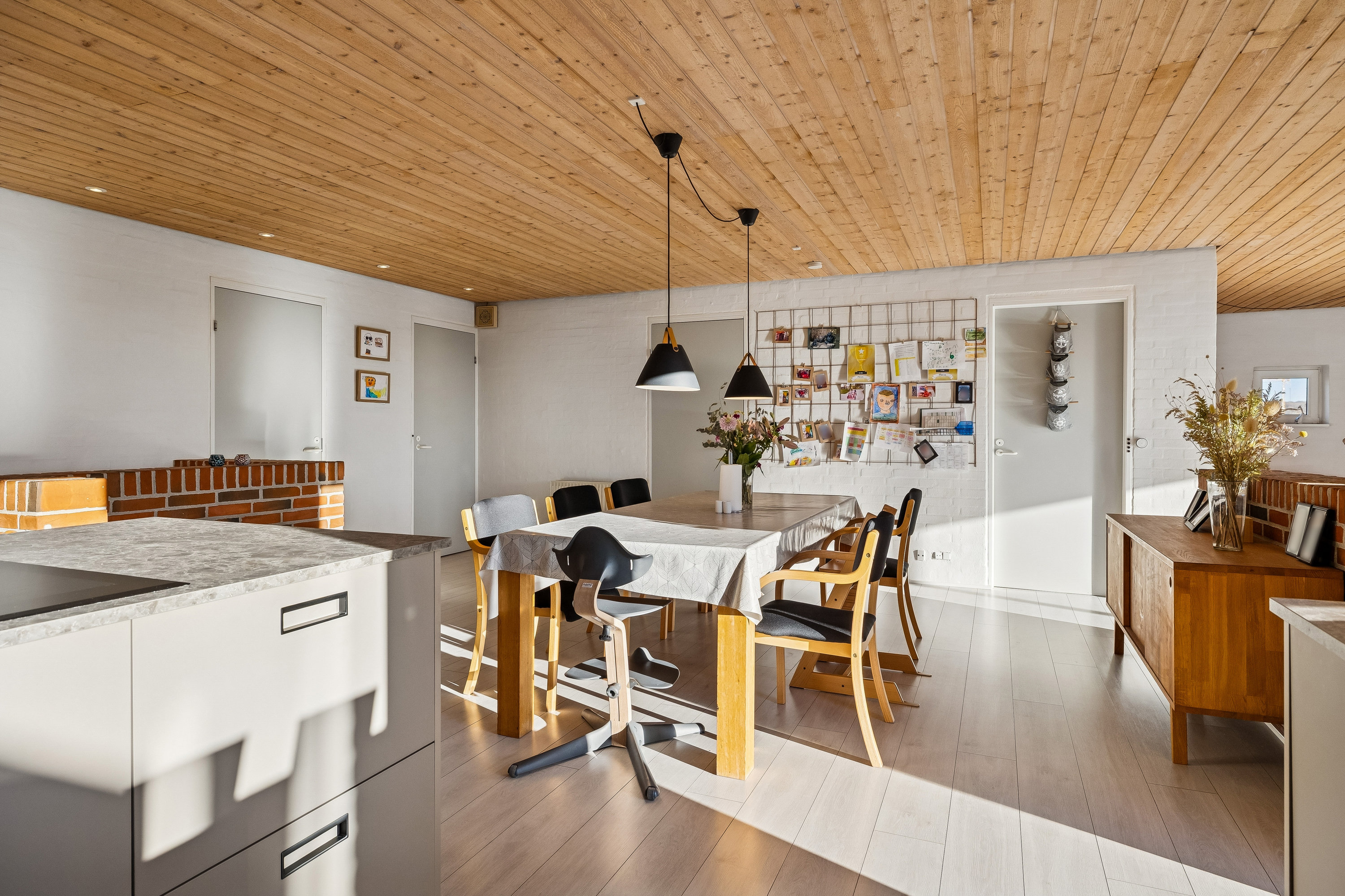 Fremhævet køkken billede i fuldskærmstilstand. Billede af Stenbakken 25, 8850 Bjerringbro