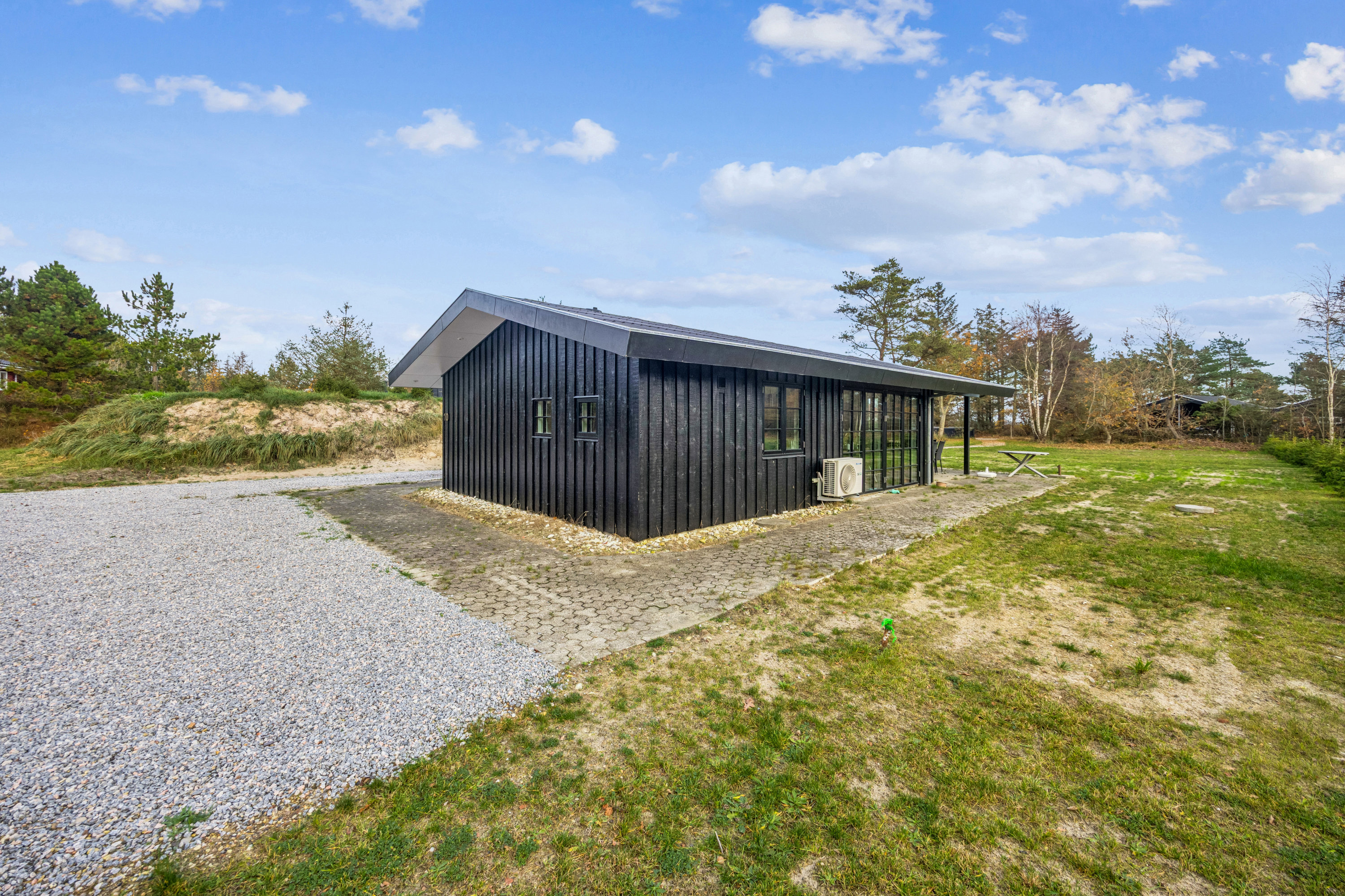 Fremhævet andet billede i fuldskærmstilstand. Billede af Fyrvej 10, Bisnap, 9370 Hals