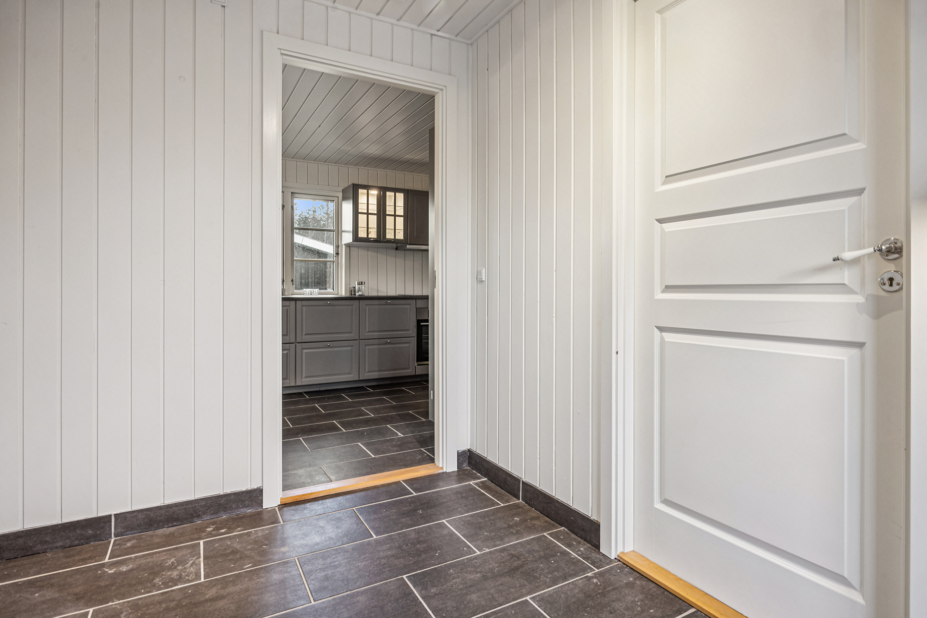 Fremhævet gang billede i fuldskærmstilstand. Billede af Fyrvej 10, Bisnap, 9370 Hals