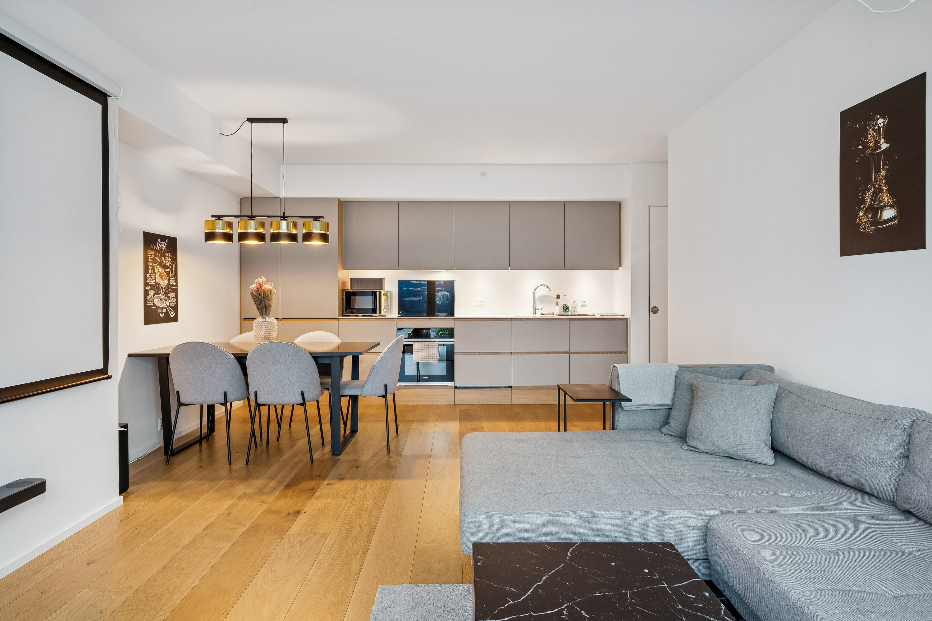 Fremhævet stue billede i fuldskærmstilstand. Billede af Helga Pedersens Gade 137, 8000 Aarhus C