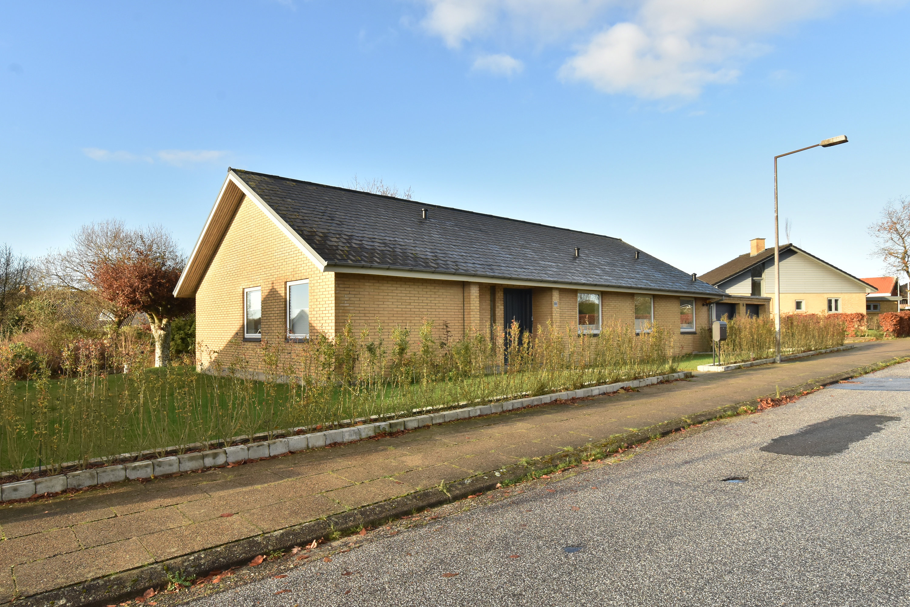 Fremhævet ejendommen billede i fuldskærmstilstand. Billede af Gjellerupbakken 18, Gjellerup, 7400 Herning