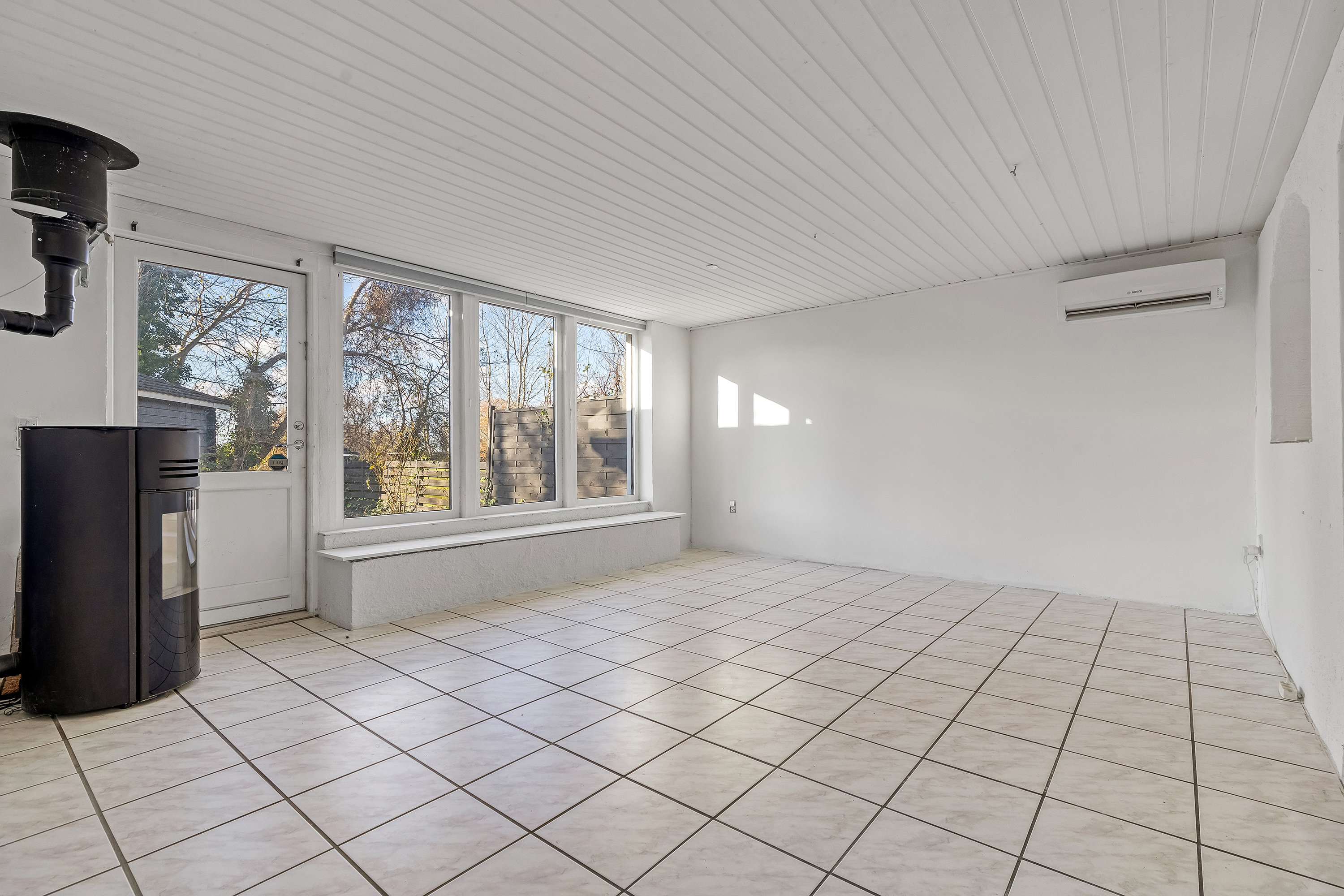 Fremhævet stue billede i fuldskærmstilstand. Billede af Gammel Kulhusvej 118, Skoven, 3630 Jægerspris