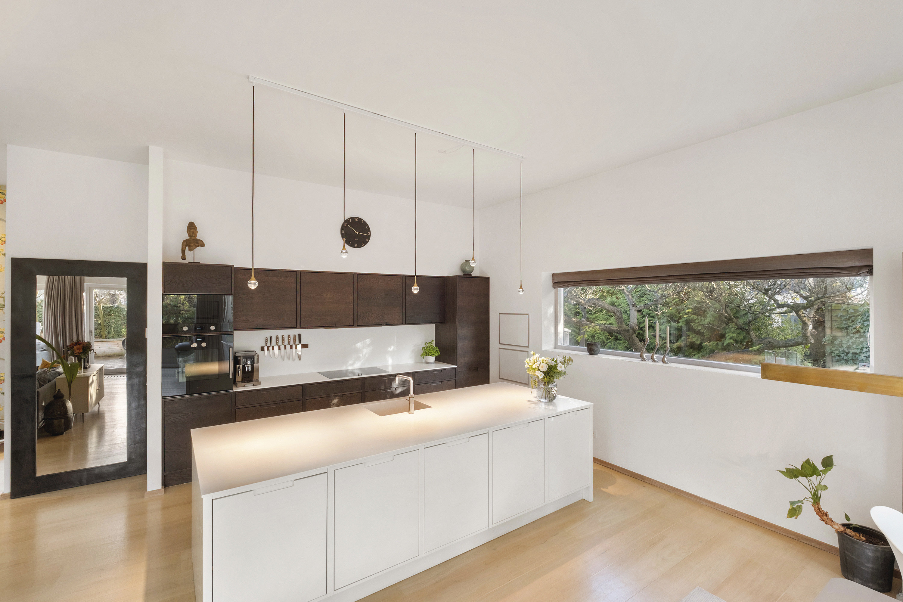 Fremhævet køkken billede i fuldskærmstilstand. Billede af Ordrupdalvej 14, 2920 Charlottenlund