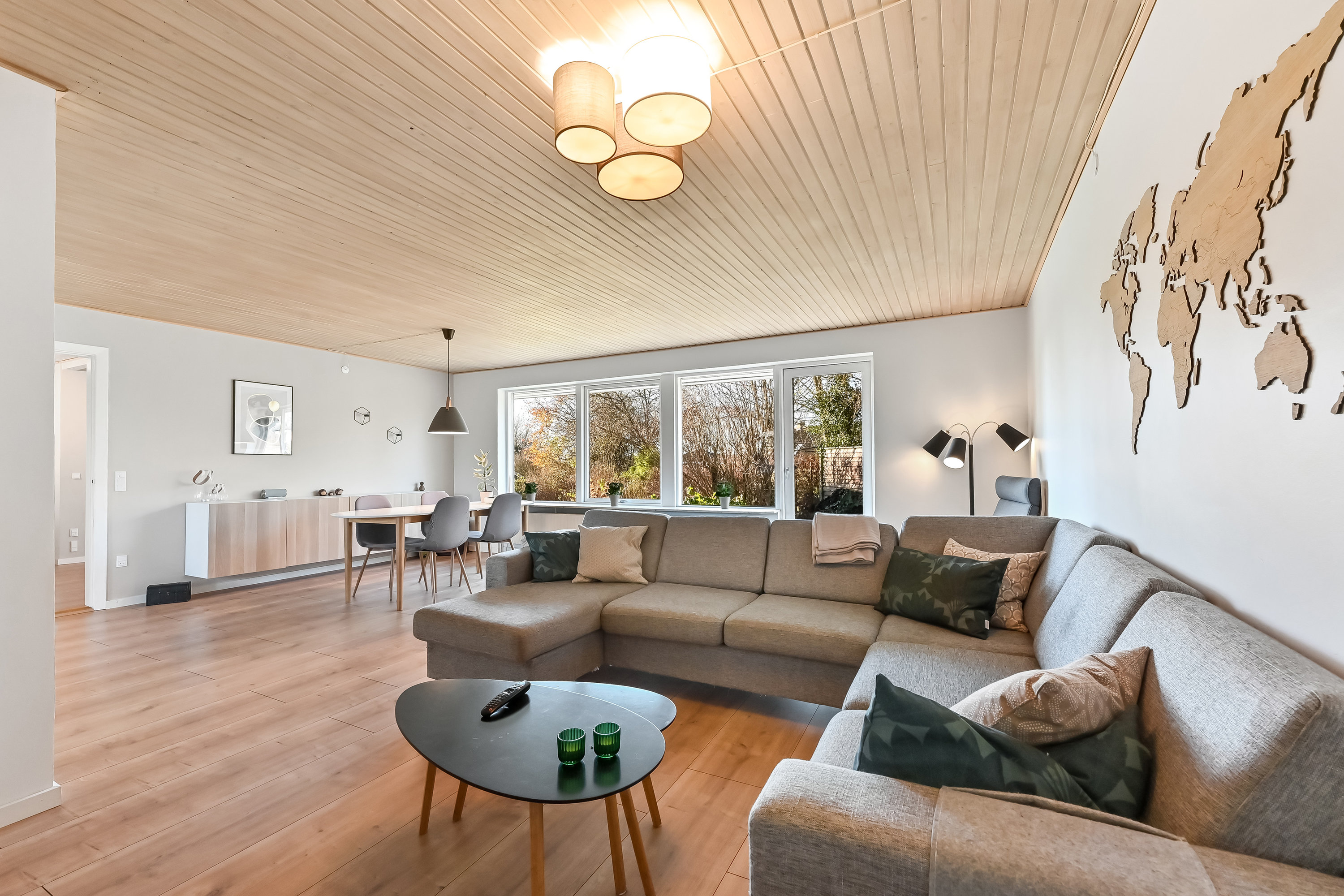 Miniaturebillede 2: stue. Billede af Gjellerupbakken 18, Gjellerup, 7400 Herning