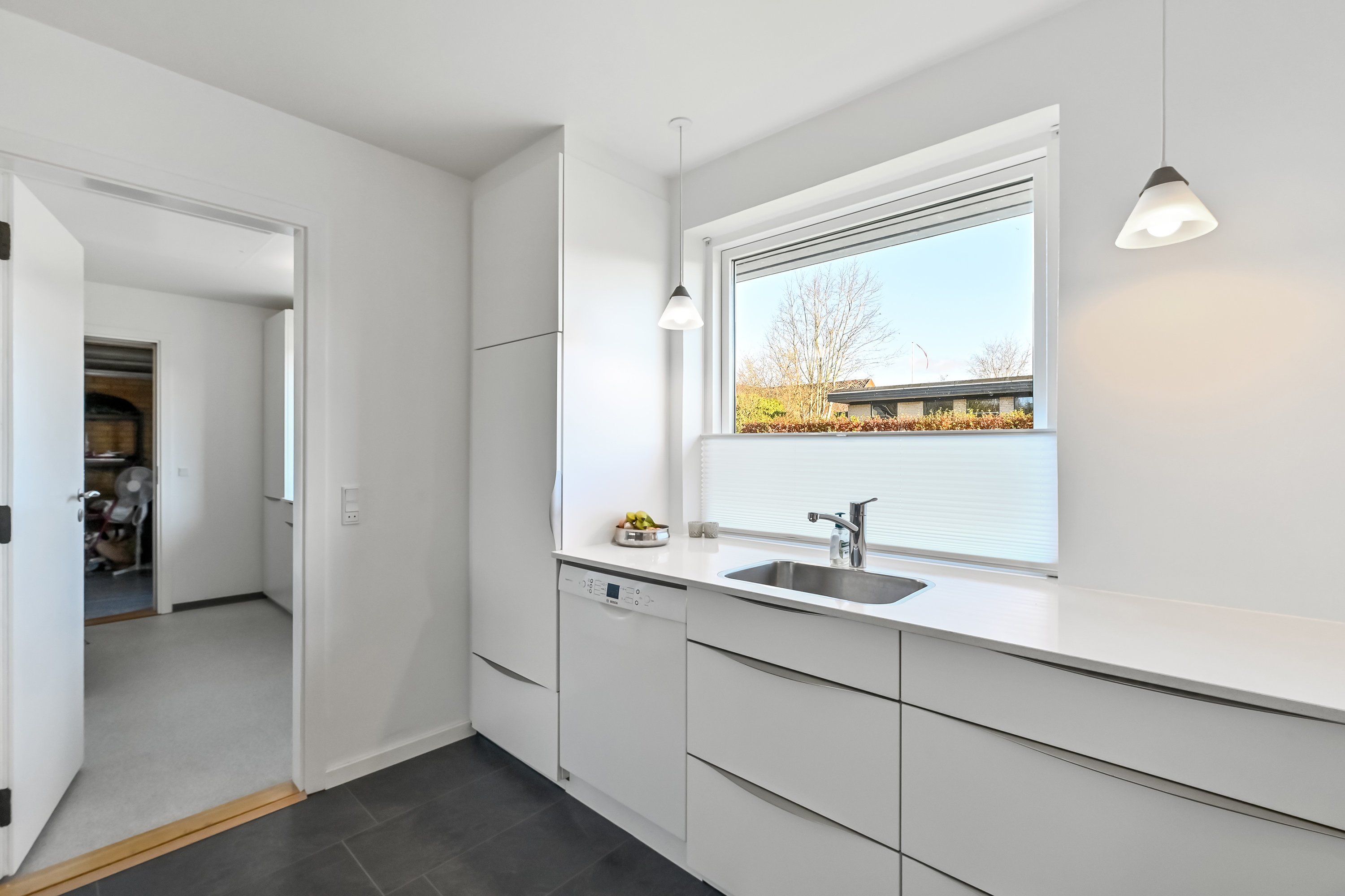 Fremhævet køkken billede i fuldskærmstilstand. Billede af Gjellerupbakken 18, Gjellerup, 7400 Herning