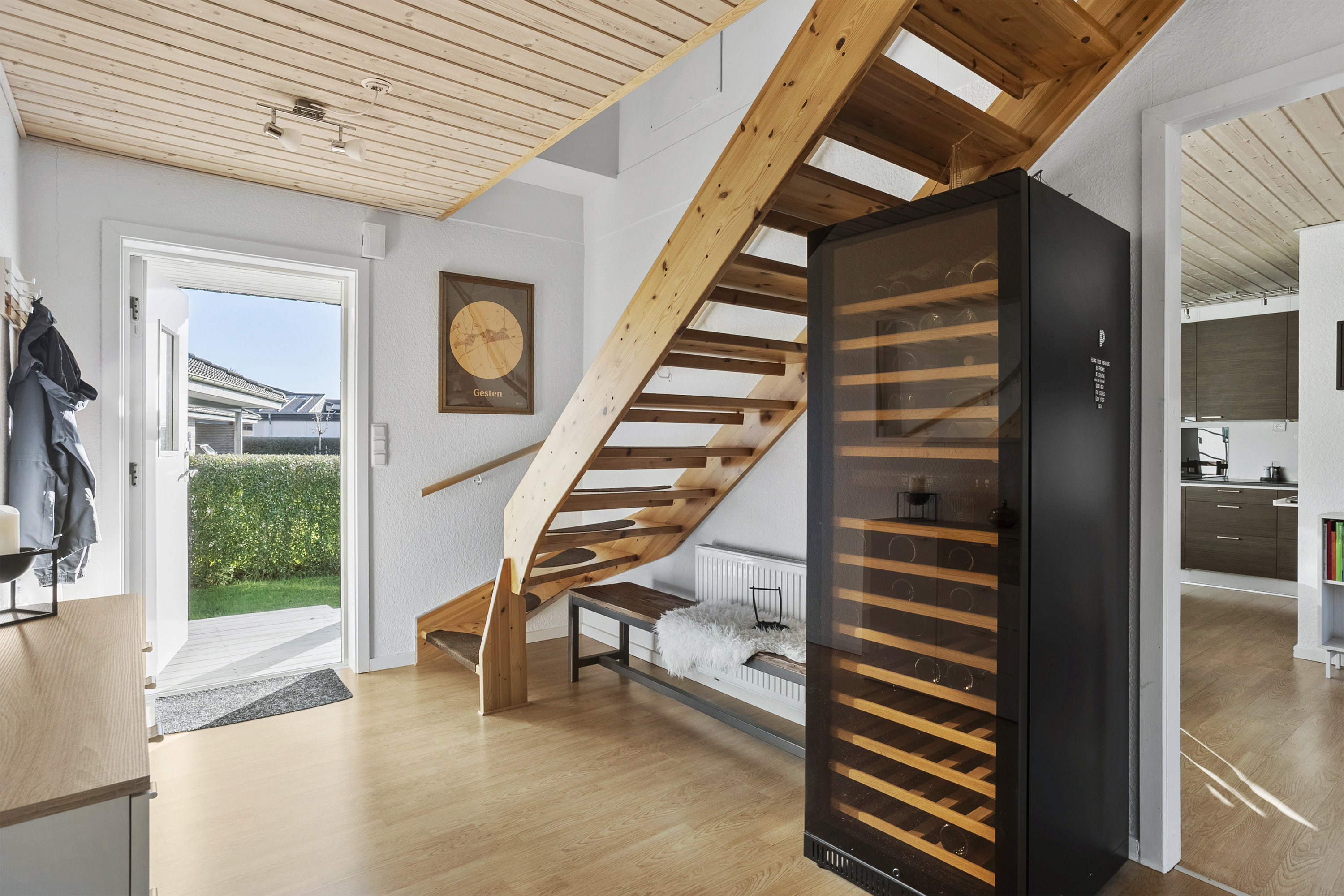 Fremhævet entré billede i fuldskærmstilstand. Billede af Villesholmvænget 8, 6621 Gesten