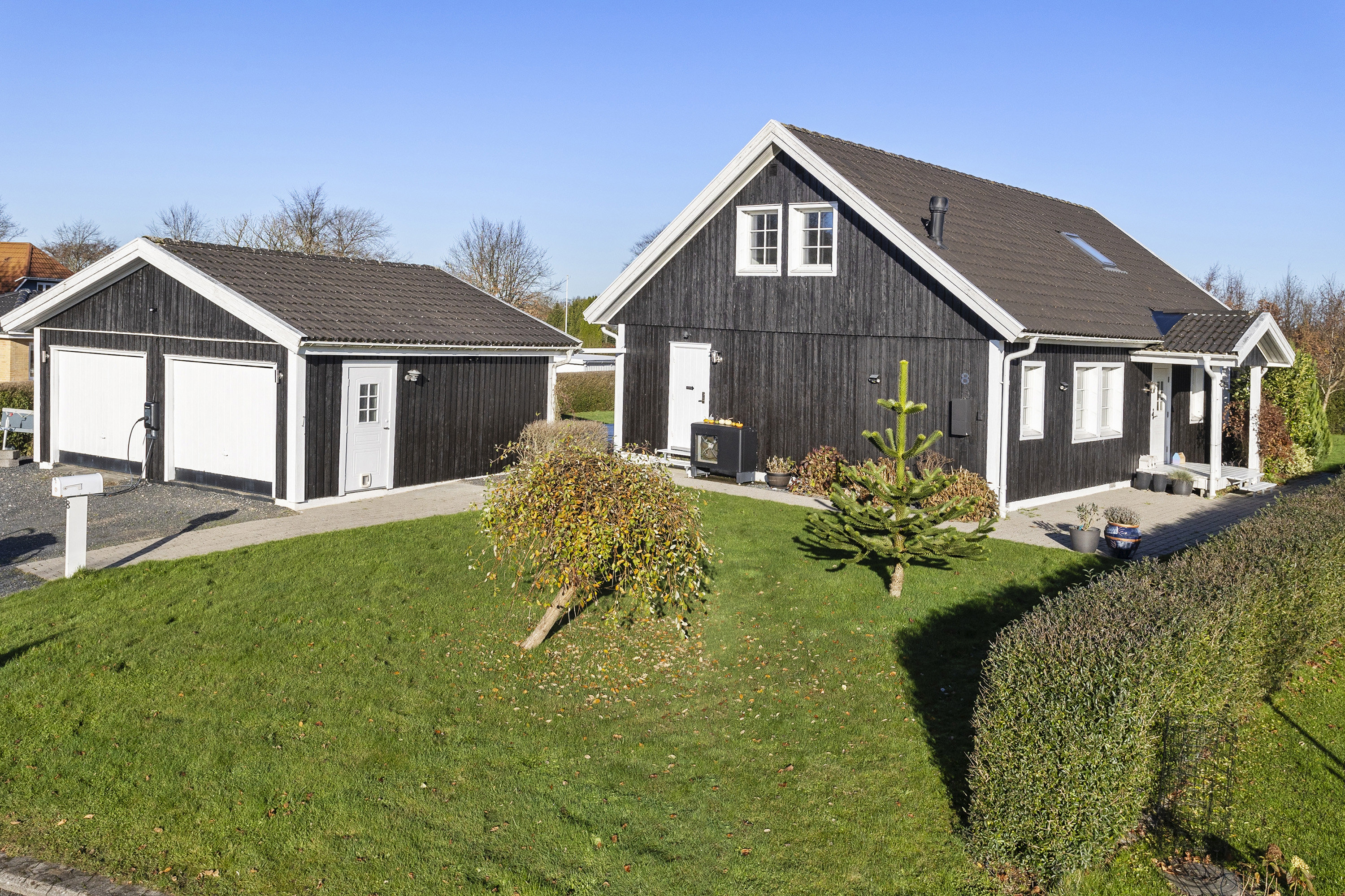 Fremhævet ejendommen billede i fuldskærmstilstand. Billede af Villesholmvænget 8, 6621 Gesten