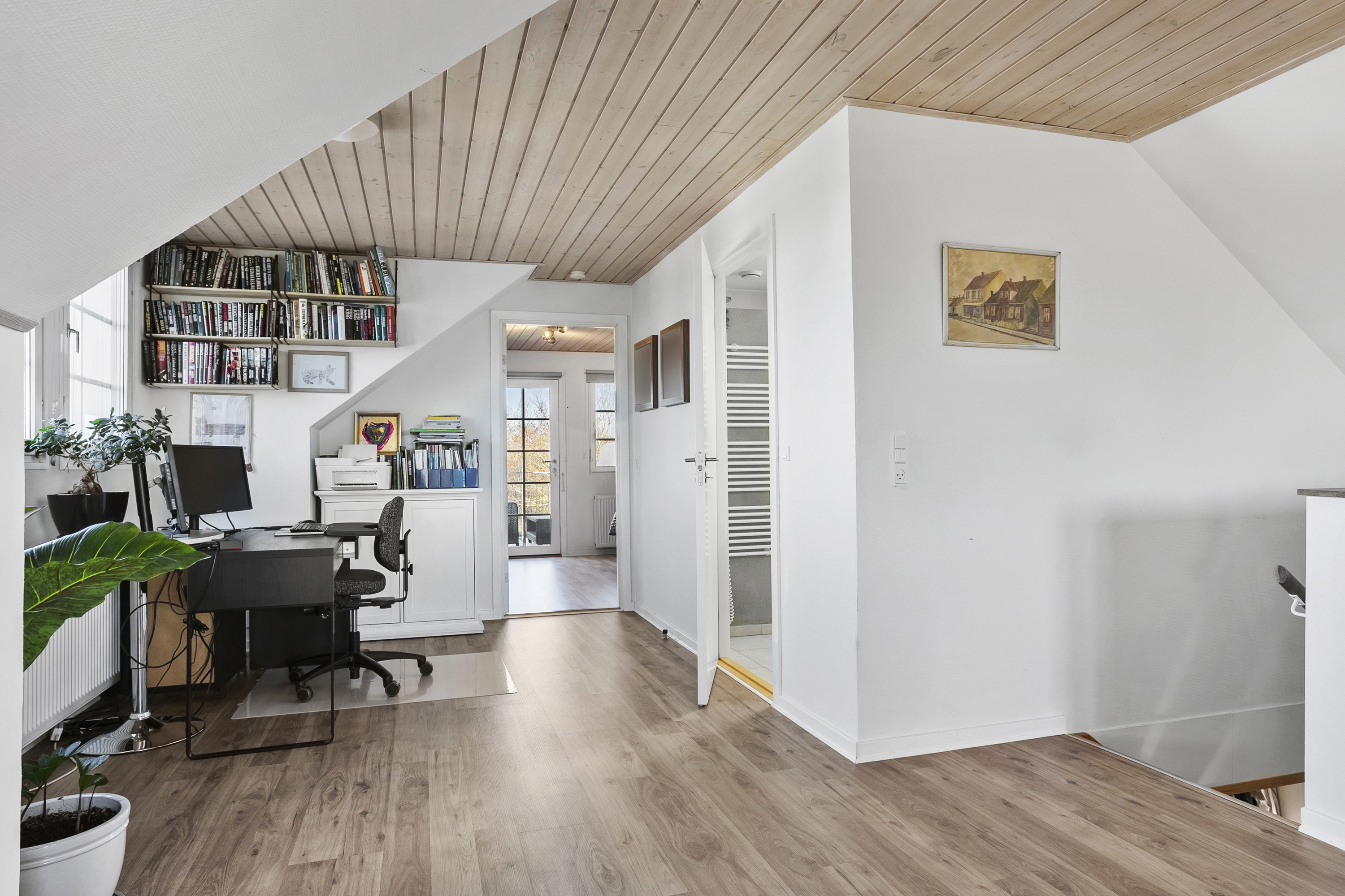 Fremhævet multirum billede i fuldskærmstilstand. Billede af Villesholmvænget 8, 6621 Gesten