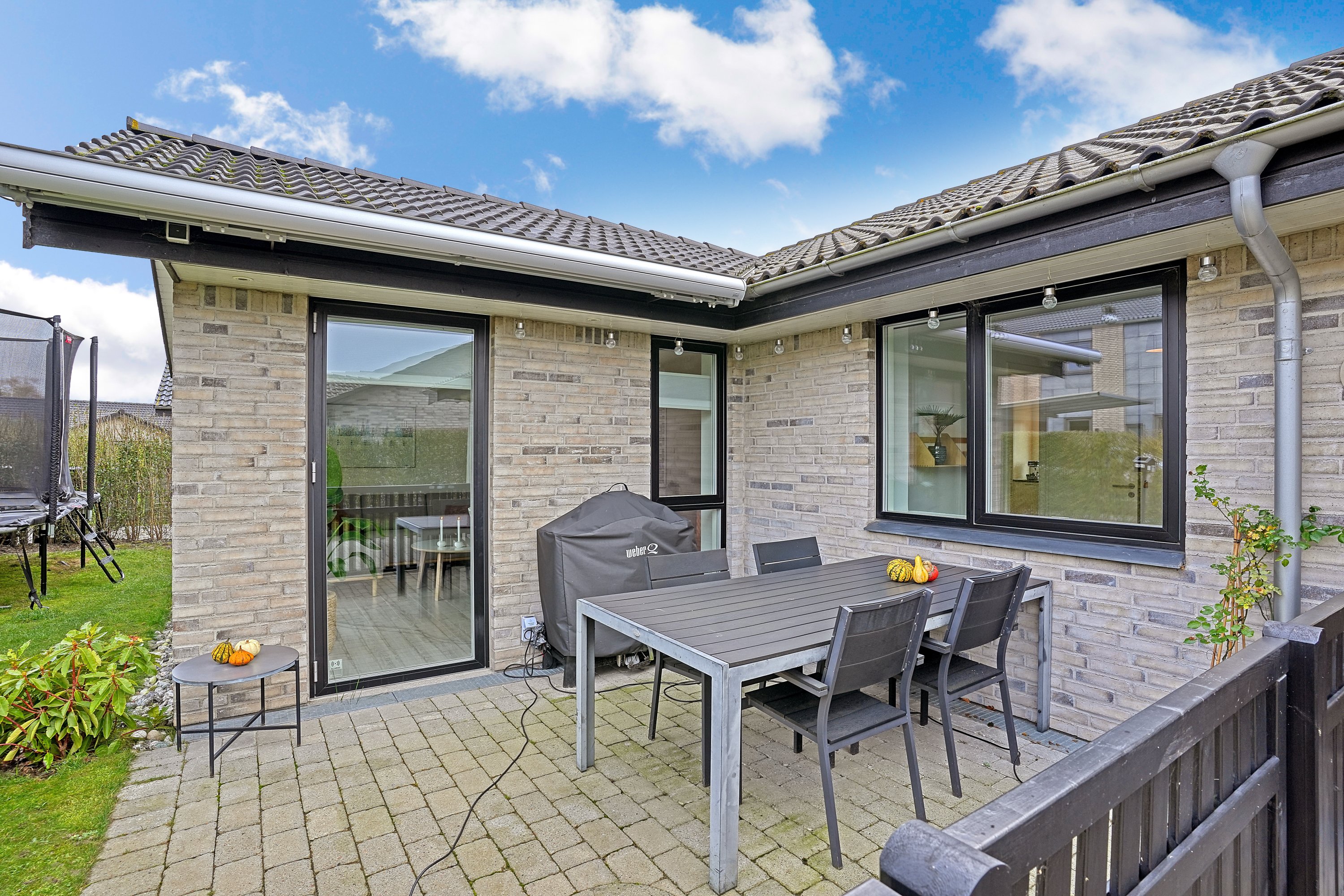 Miniaturebillede 1: terrasse. Billede af Frugtlunden 65, 3450 Allerød