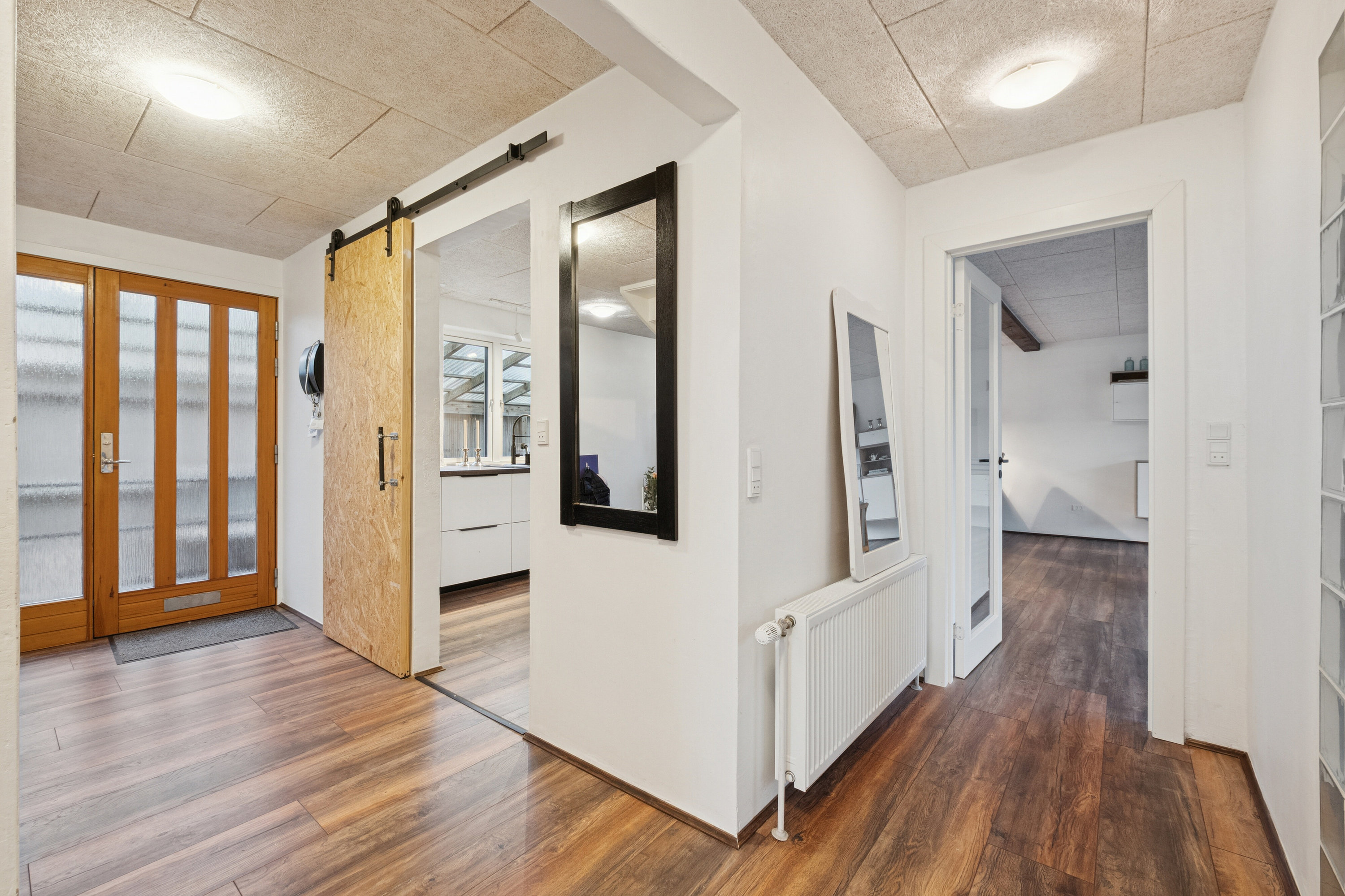 Fremhævet gang billede i fuldskærmstilstand. Billede af Vestre Alle 3, 7760 Hurup Thy