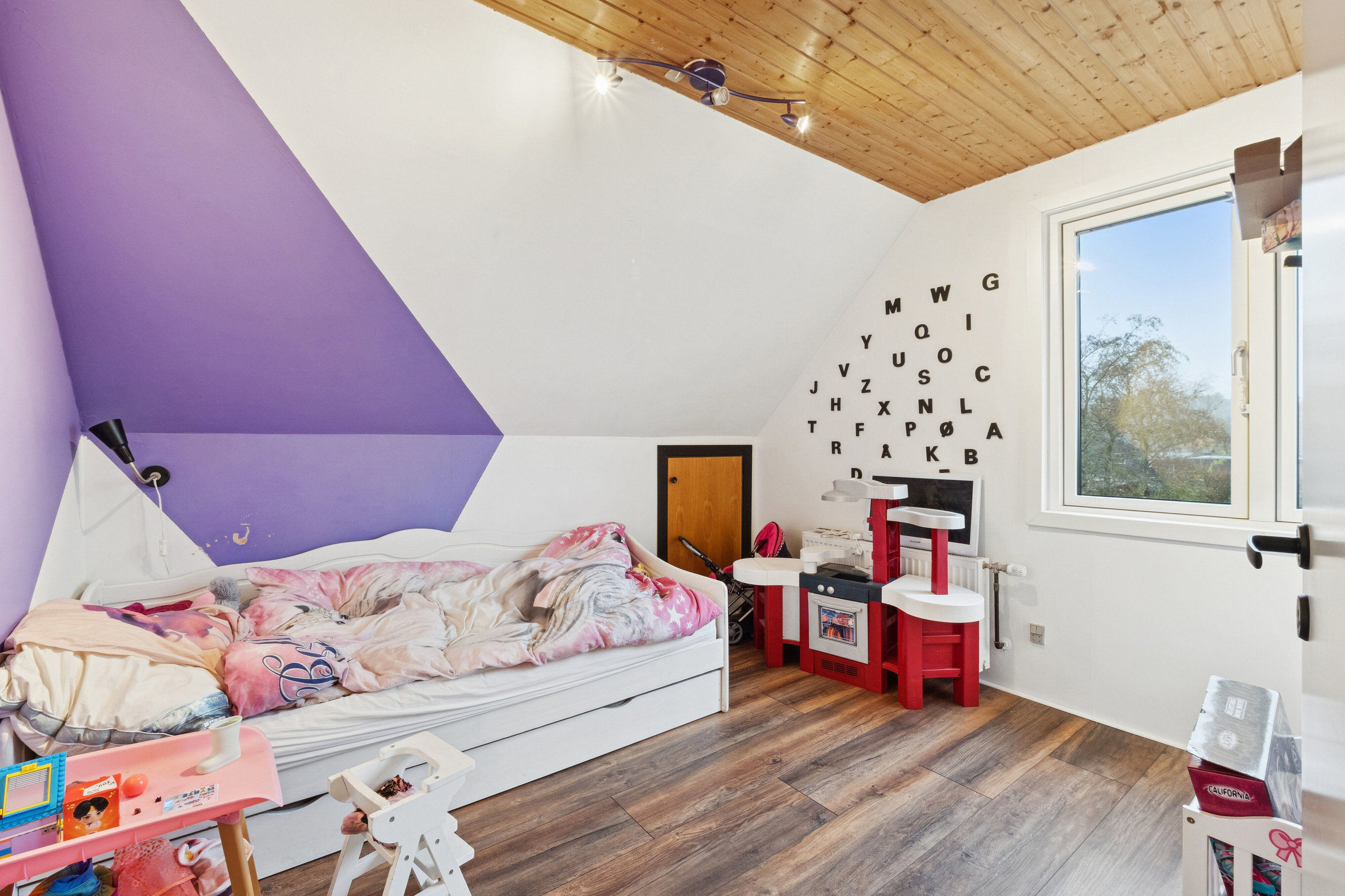 Fremhævet soveværelse billede i fuldskærmstilstand. Billede af Vestre Alle 3, 7760 Hurup Thy