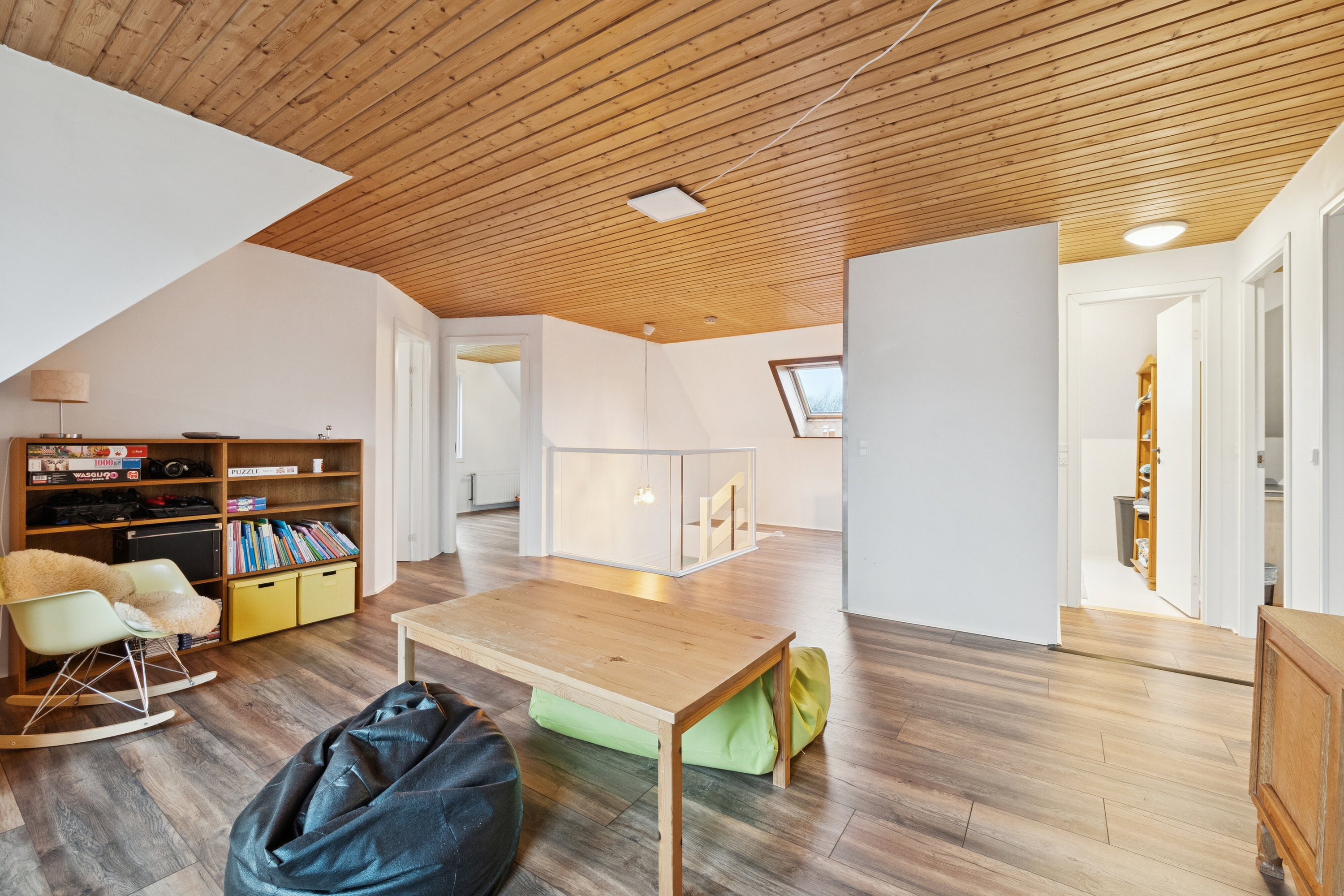 Fremhævet stue billede i fuldskærmstilstand. Billede af Vestre Alle 3, 7760 Hurup Thy