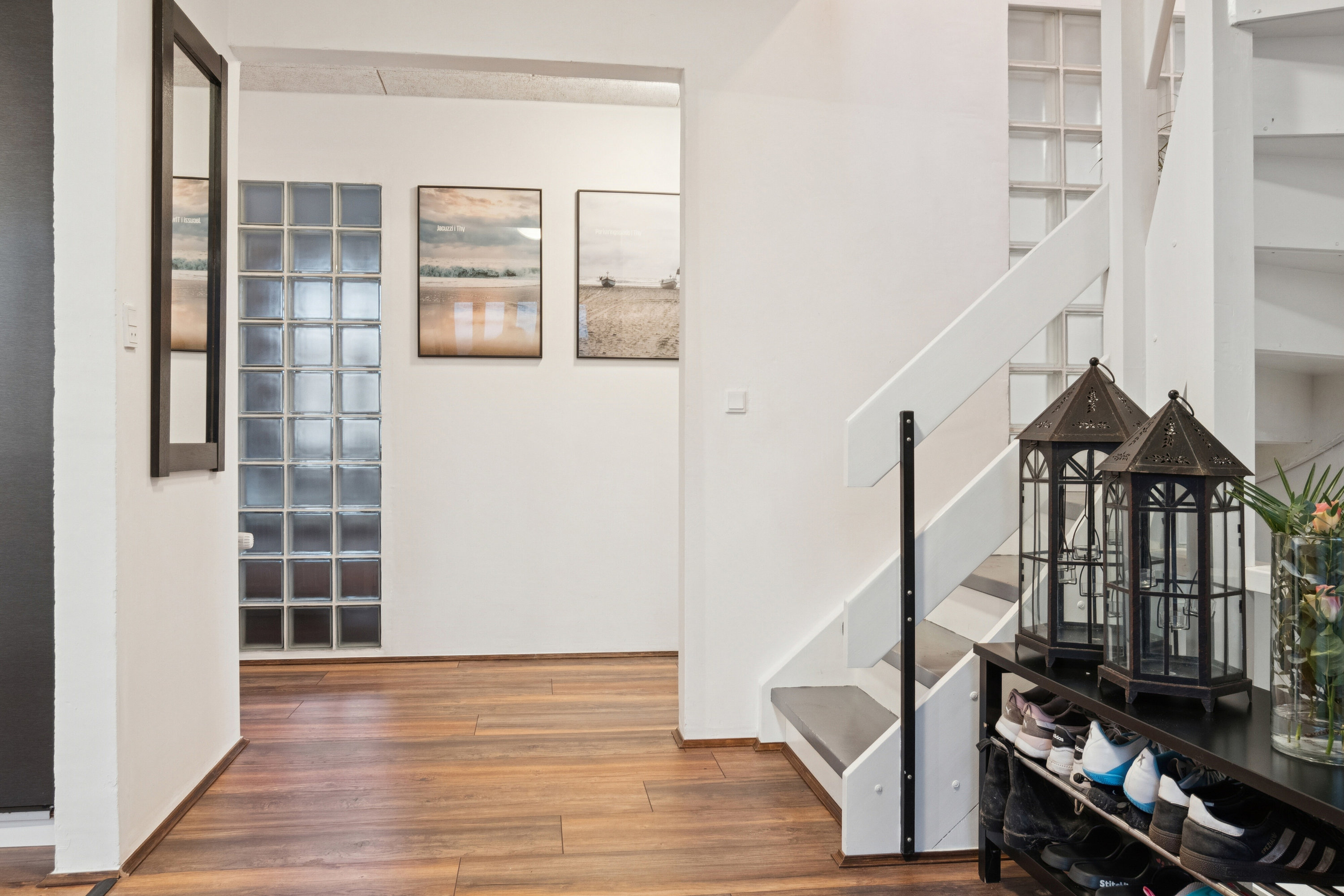 Fremhævet gang billede i fuldskærmstilstand. Billede af Vestre Alle 3, 7760 Hurup Thy