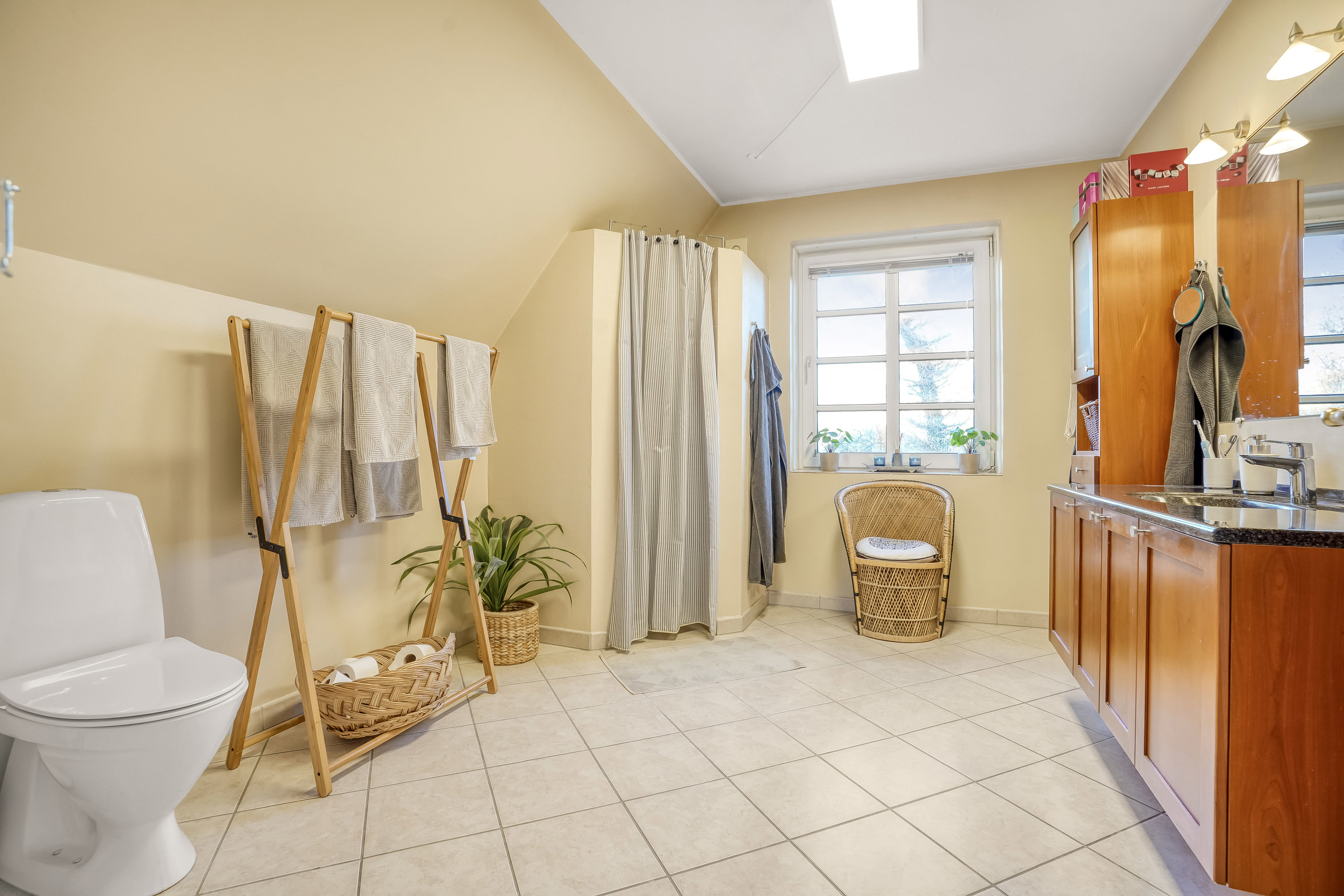 Fremhævet badeværelse billede i fuldskærmstilstand. Billede af Slettensvej 288, Lumby, 5270 Odense N