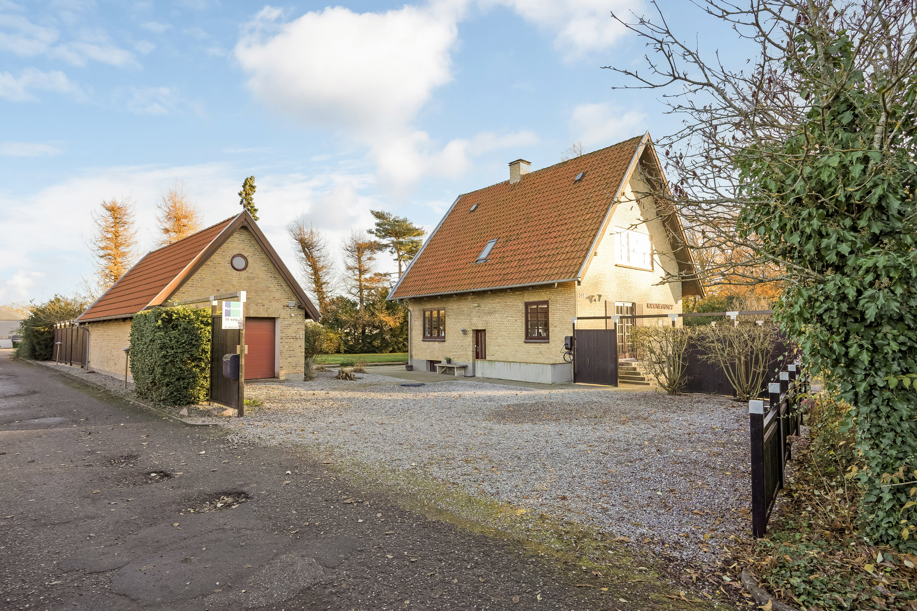 Fremhævet ejendommen billede i fuldskærmstilstand. Billede af Slettensvej 288, Lumby, 5270 Odense N