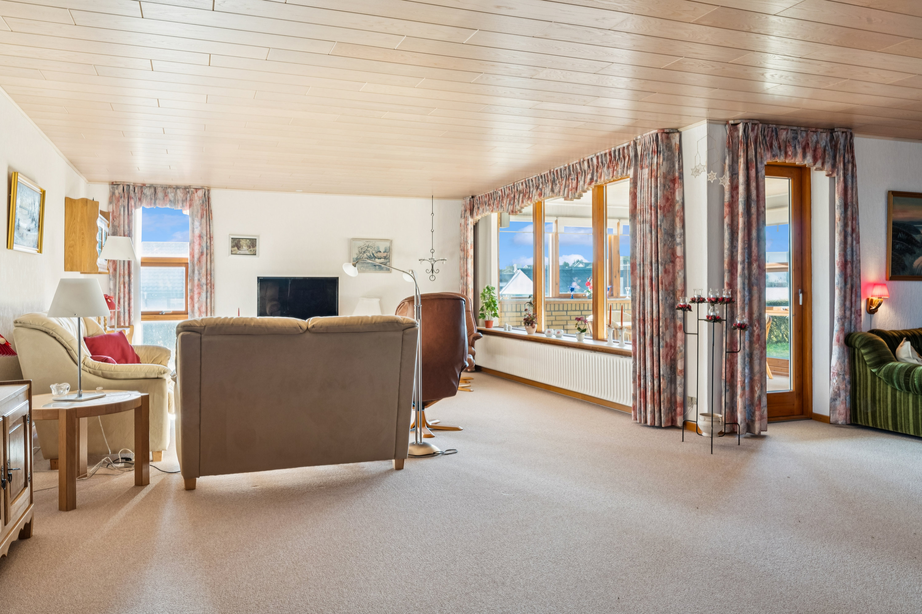 Fremhævet stue billede i fuldskærmstilstand. Billede af Tranebærvej 10, 9530 Støvring