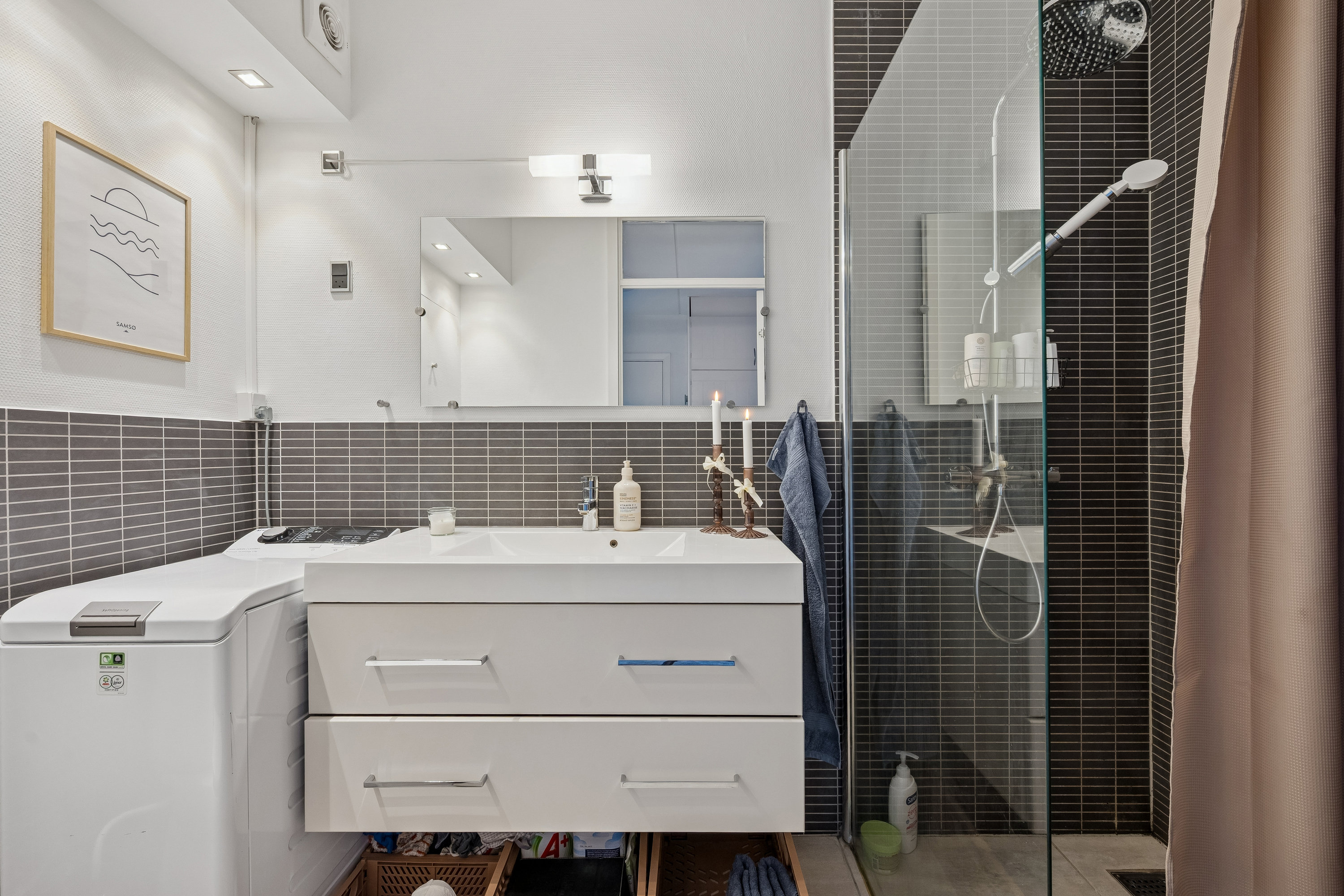 Fremhævet badeværelse billede i fuldskærmstilstand. Billede af Skejbygårdsvej 6, 1. 612., 8240 Risskov