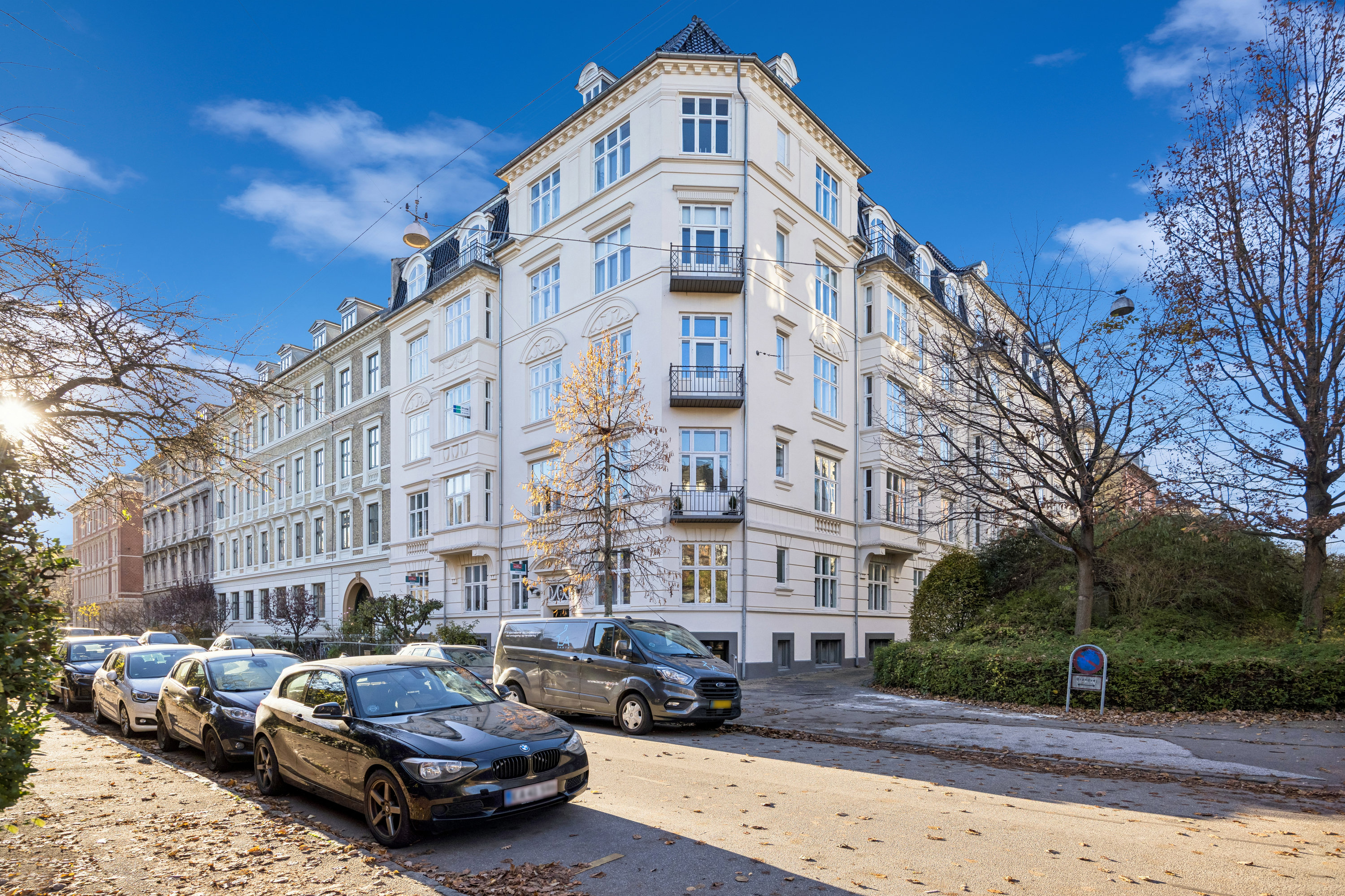 Fremhævet andet billede i fuldskærmstilstand. Billede af Mynstersvej 7A, 2. th., 1827 Frederiksberg C