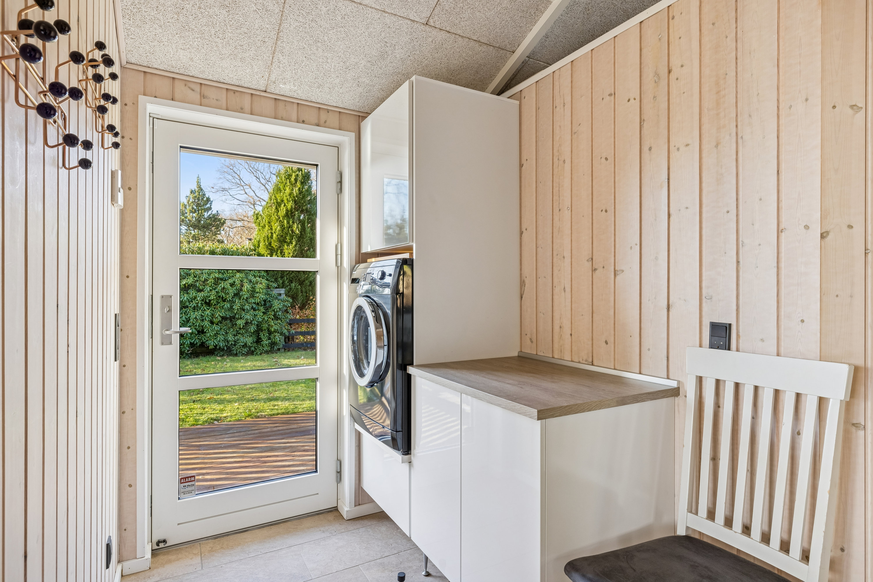 Miniaturebillede 2: værelse. Billede af Tranevej 27, Fjellerup Strand, 8585 Glesborg