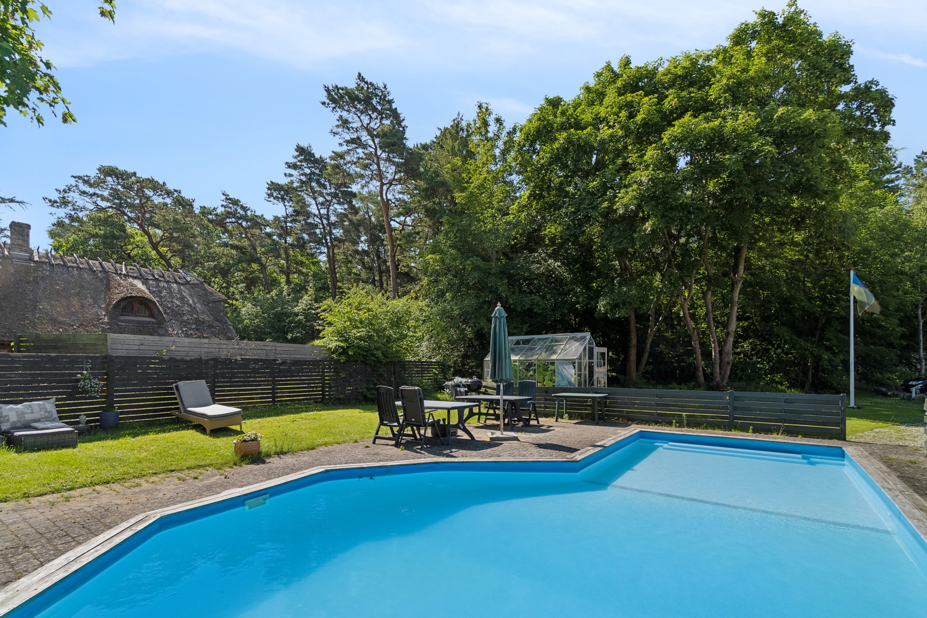 Miniaturebillede 2: swimmingpool. Billede af Helsingevej 150K, Asserbo, 3300 Frederiksværk