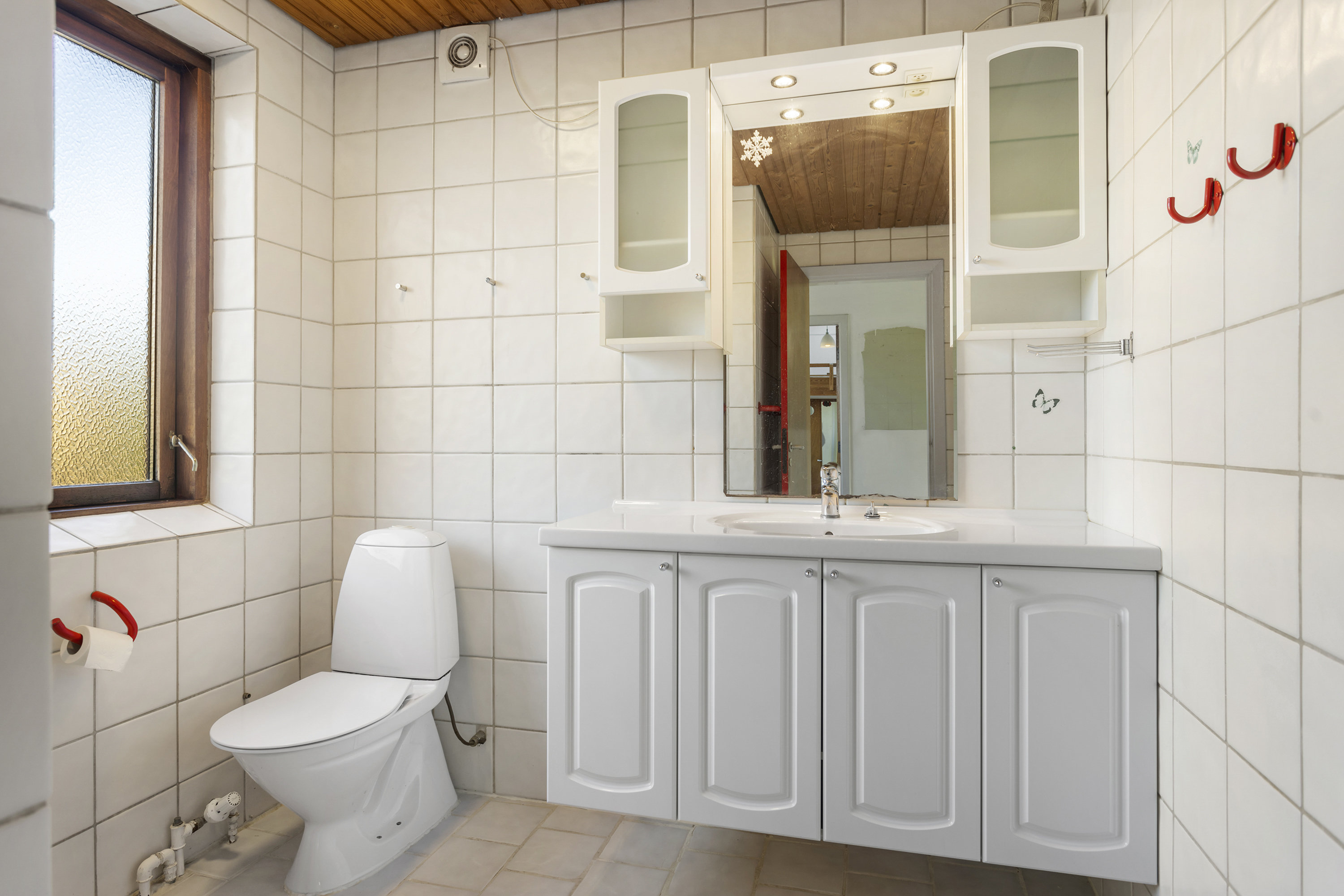 Fremhævet badeværelse billede i fuldskærmstilstand. Billede af Smedegårdsvej 3, Voerså, 9300 Sæby