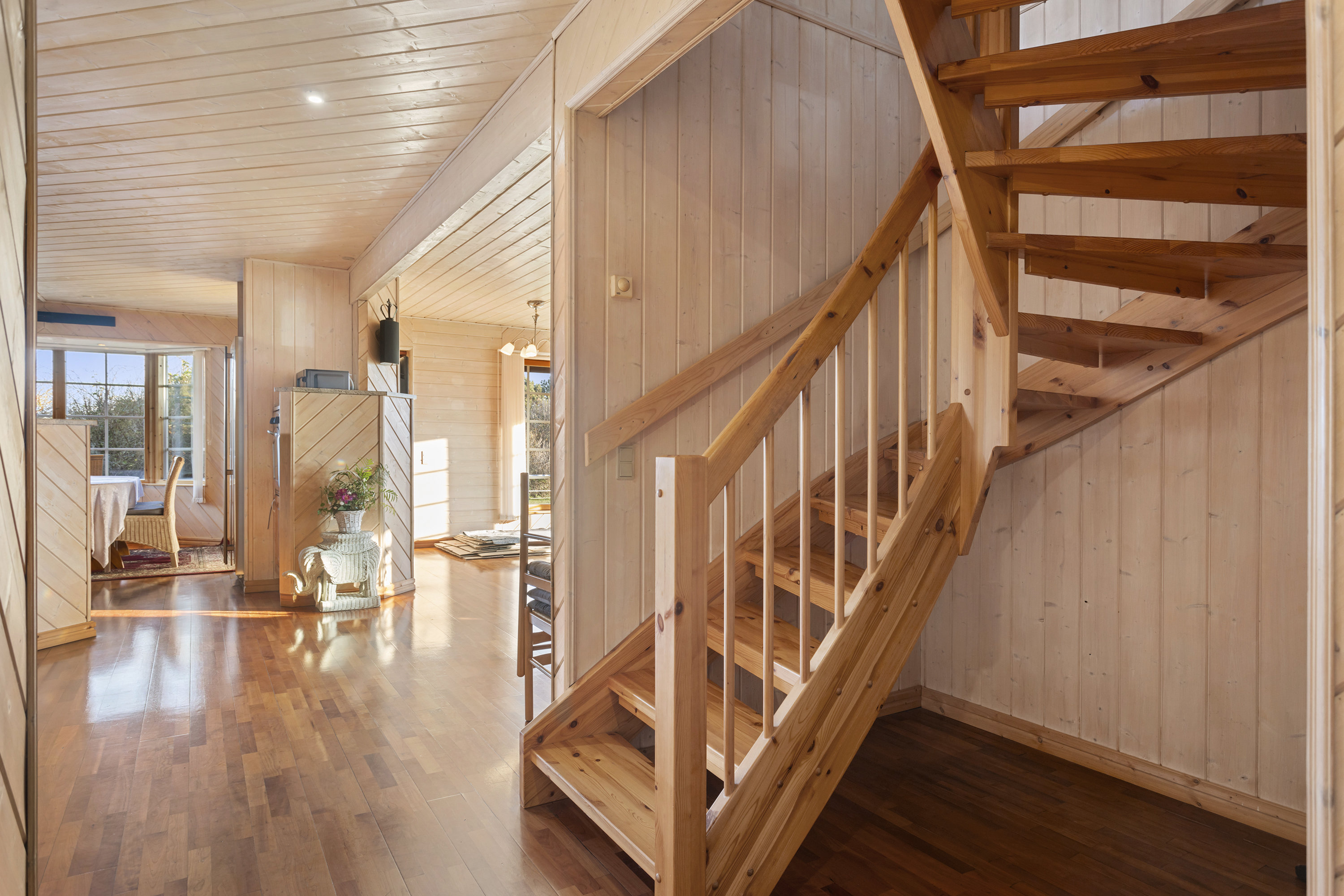 Fremhævet trappe billede i fuldskærmstilstand. Billede af Hans Buchs Vej 12, 9300 Sæby