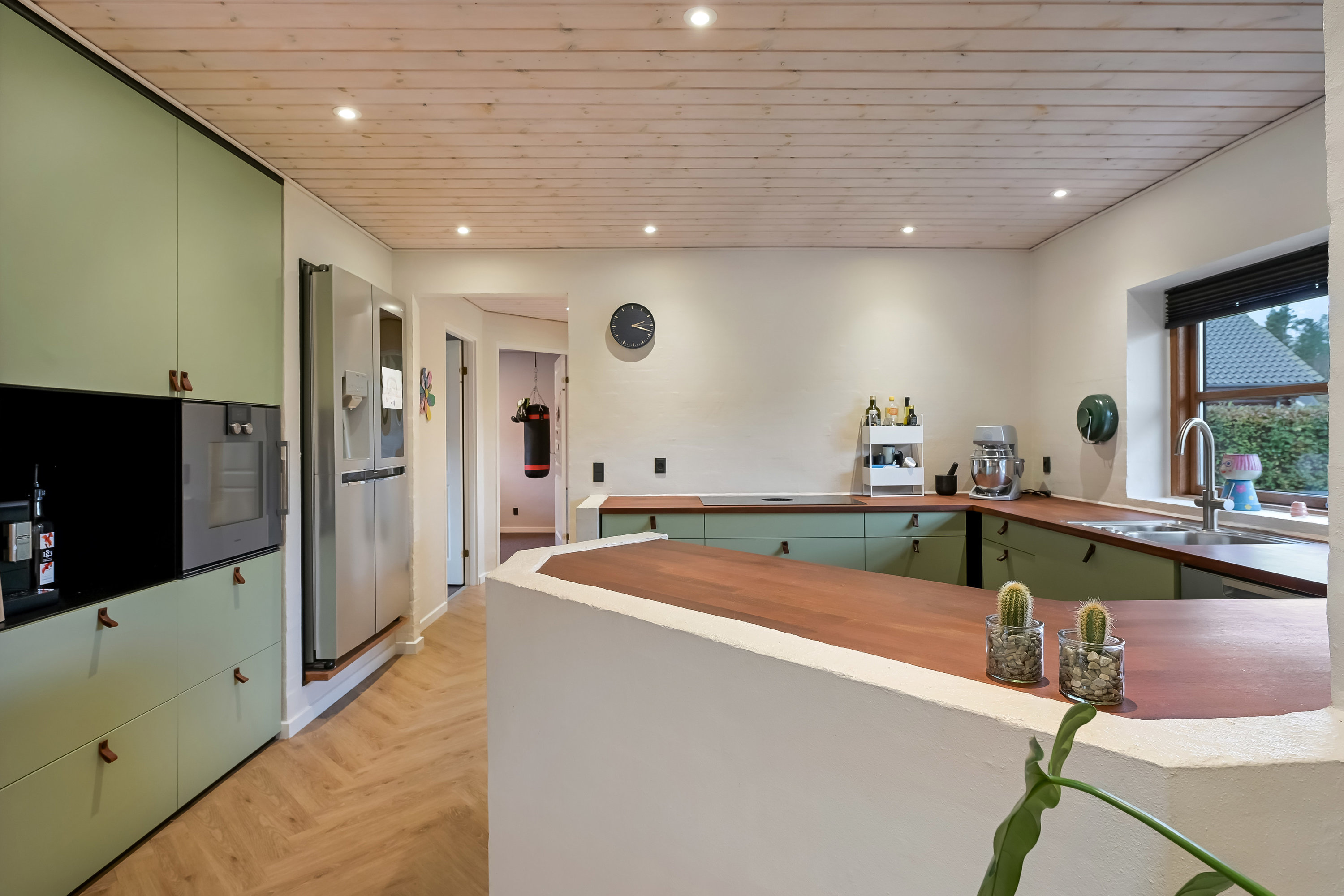 Fremhævet køkken billede i fuldskærmstilstand. Billede af Lokesvej 7, 6840 Oksbøl