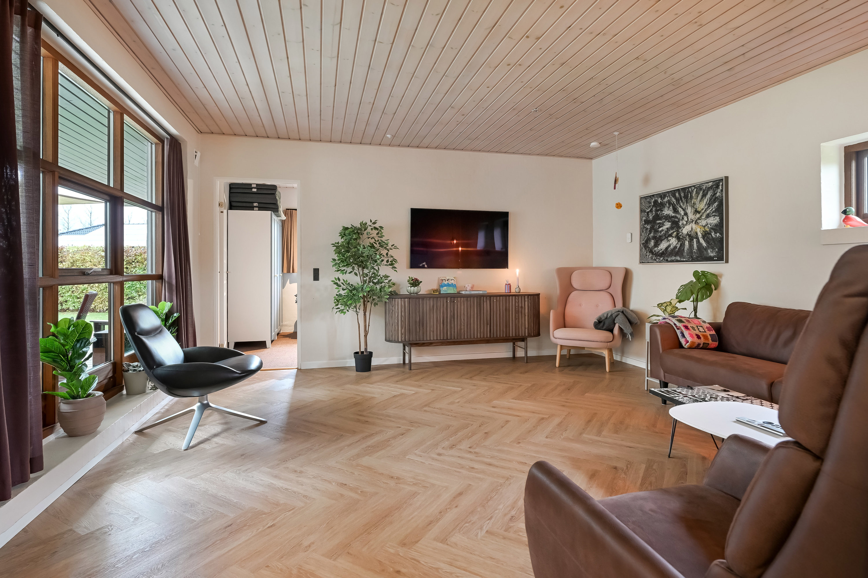 Fremhævet stue billede i fuldskærmstilstand. Billede af Lokesvej 7, 6840 Oksbøl