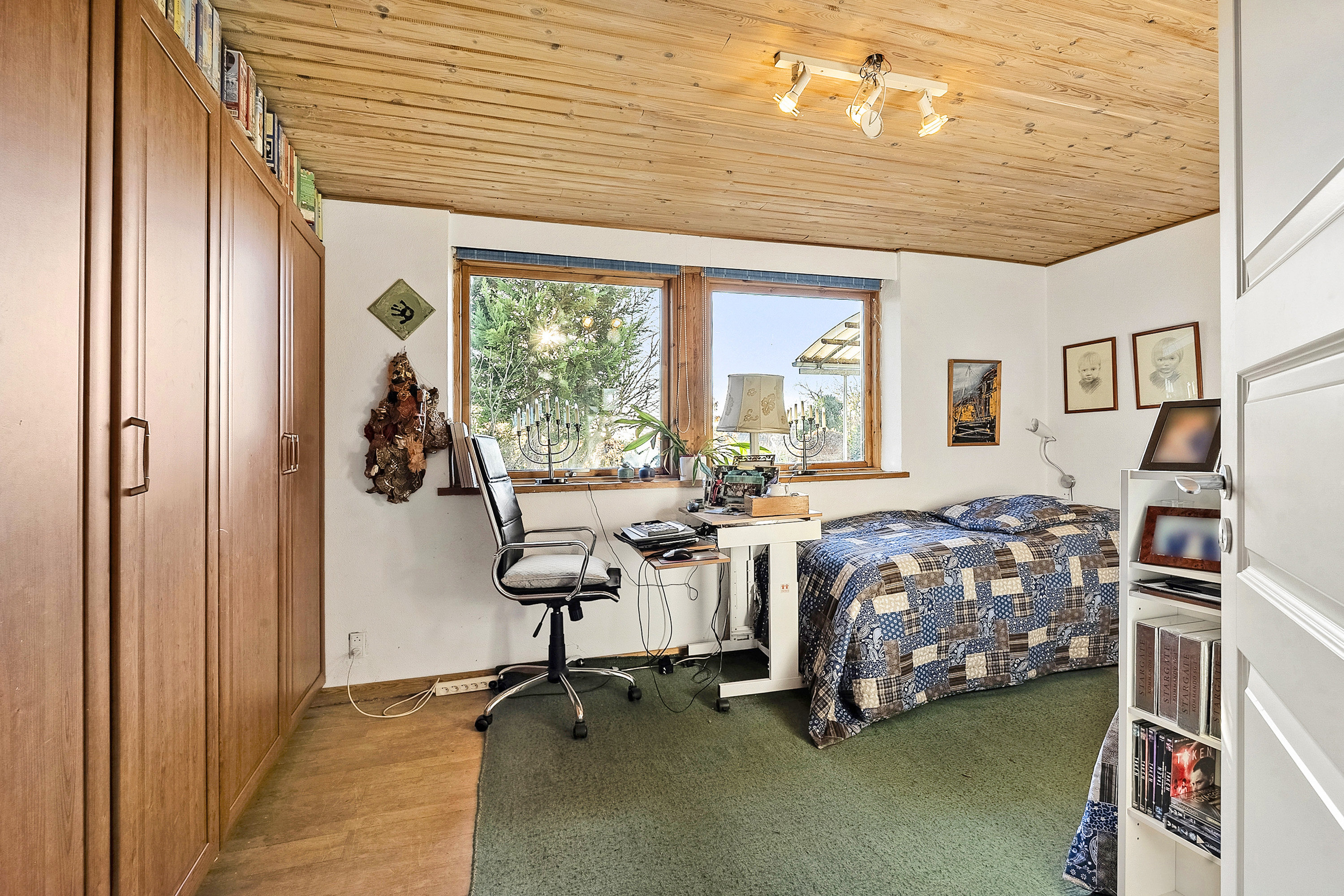 Fremhævet soveværelse billede i fuldskærmstilstand. Billede af Gyvelvej 5, Bellinge, 5250 Odense SV