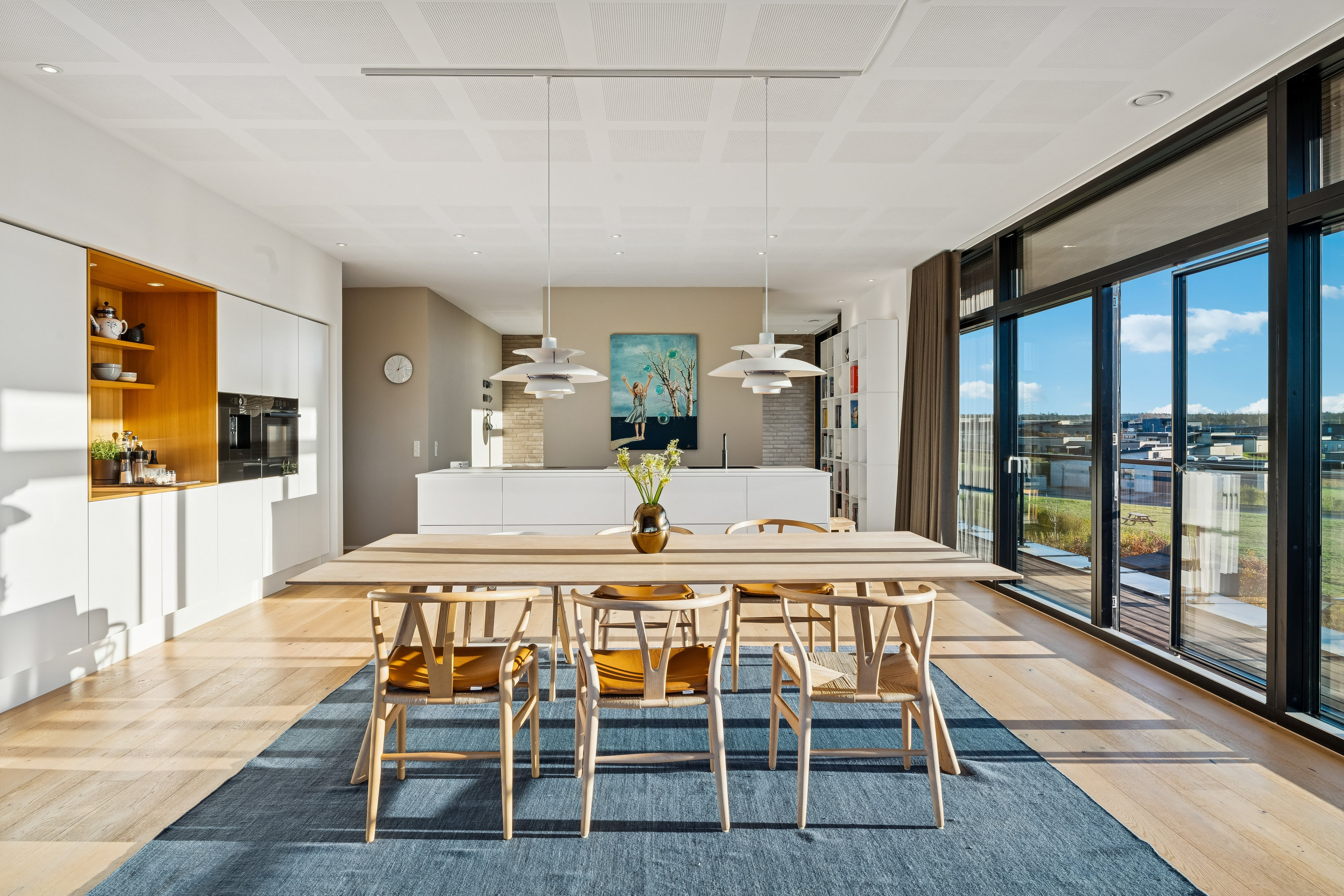 Fremhævet køkken-alrum billede i fuldskærmstilstand. Billede af Høje Støvring 68, 9530 Støvring