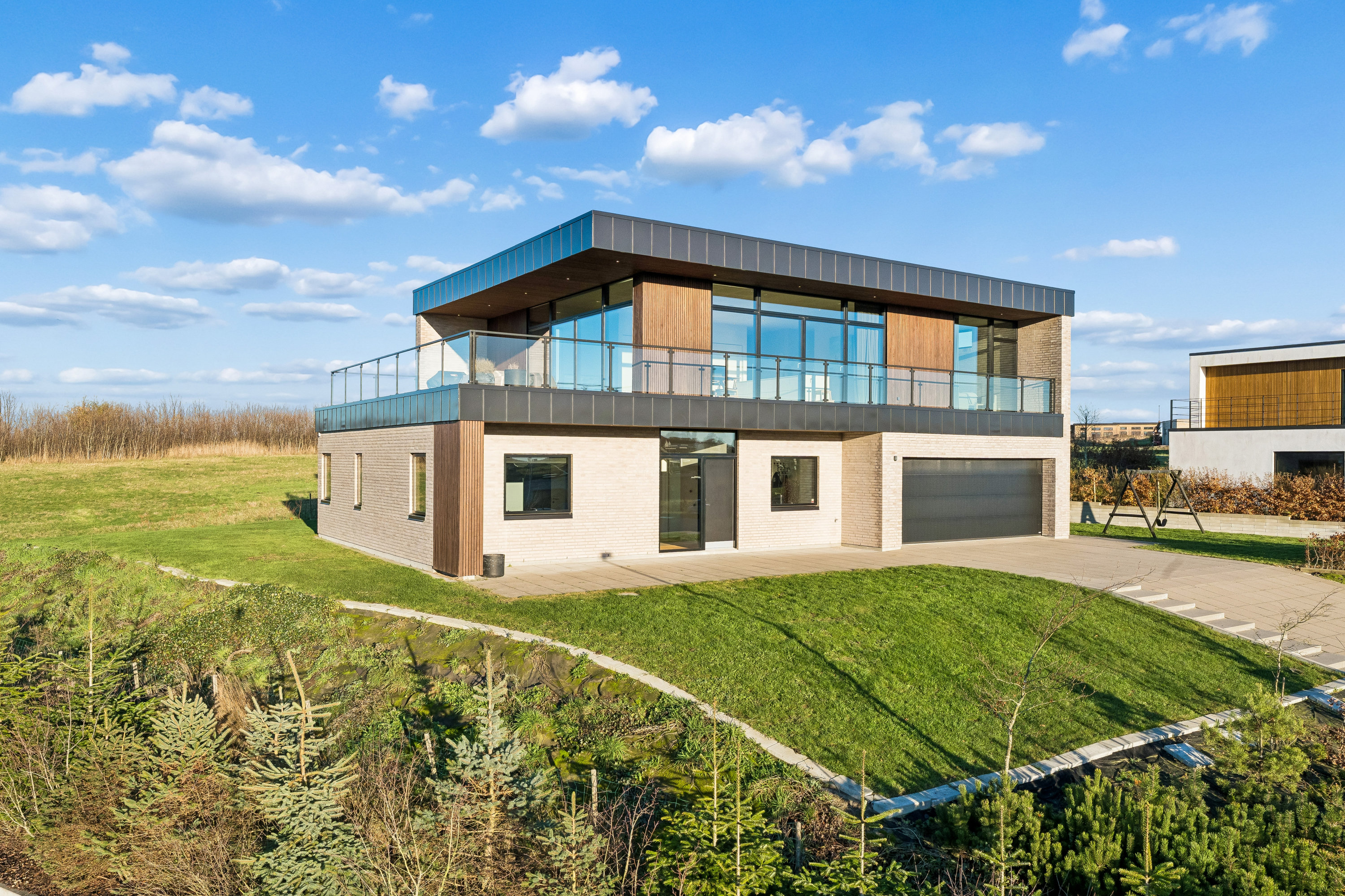 Fremhævet ejendom billede i fuldskærmstilstand. Billede af Høje Støvring 68, 9530 Støvring