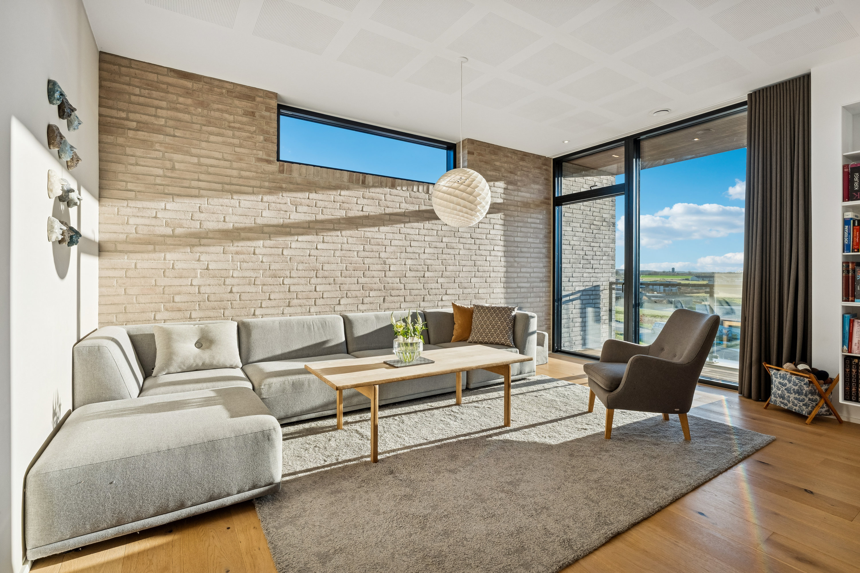 Fremhævet stue billede i fuldskærmstilstand. Billede af Høje Støvring 68, 9530 Støvring