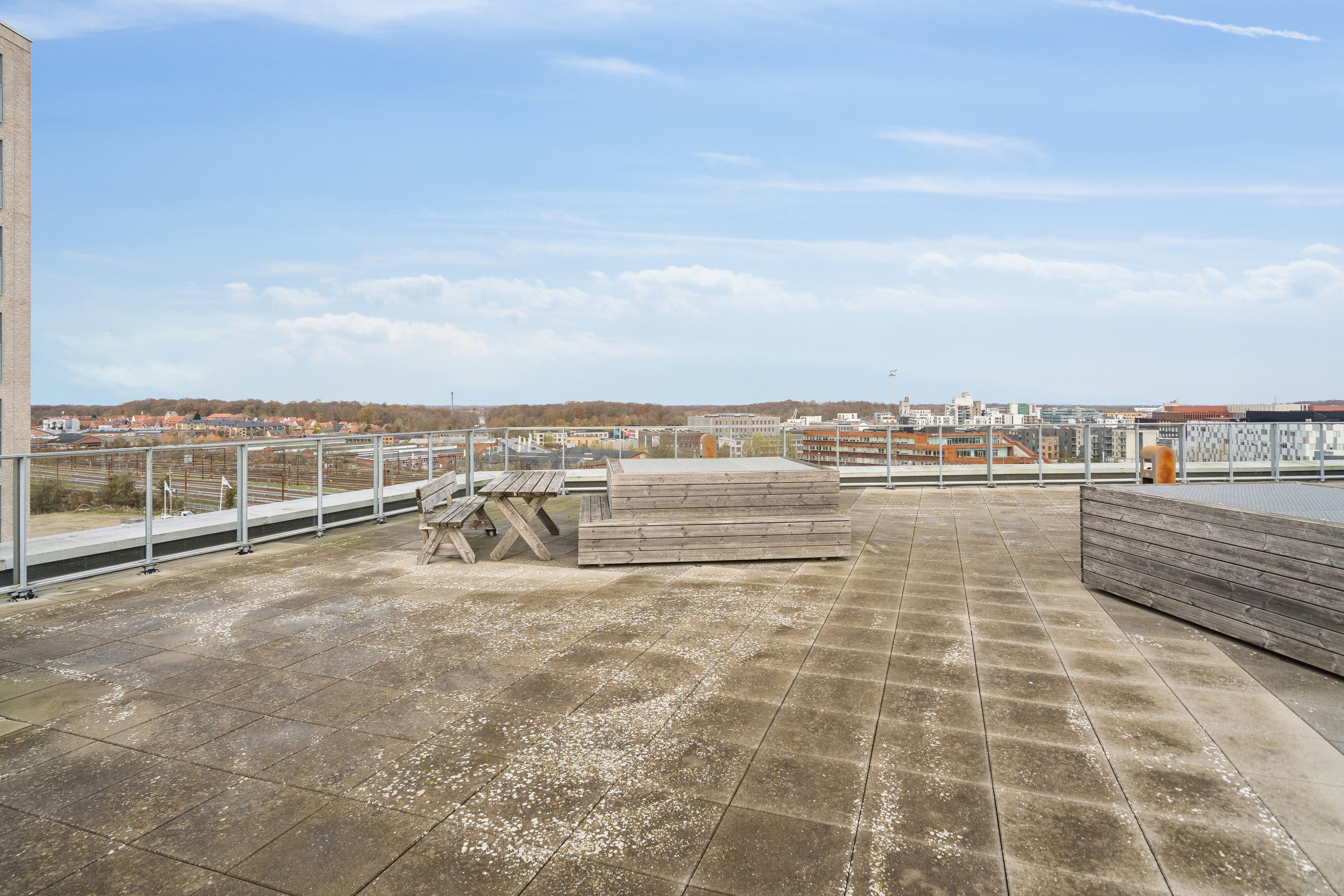 Fremhævet altan billede i fuldskærmstilstand. Billede af Østre Stationsvej 37L, 3. 2., 5000 Odense C